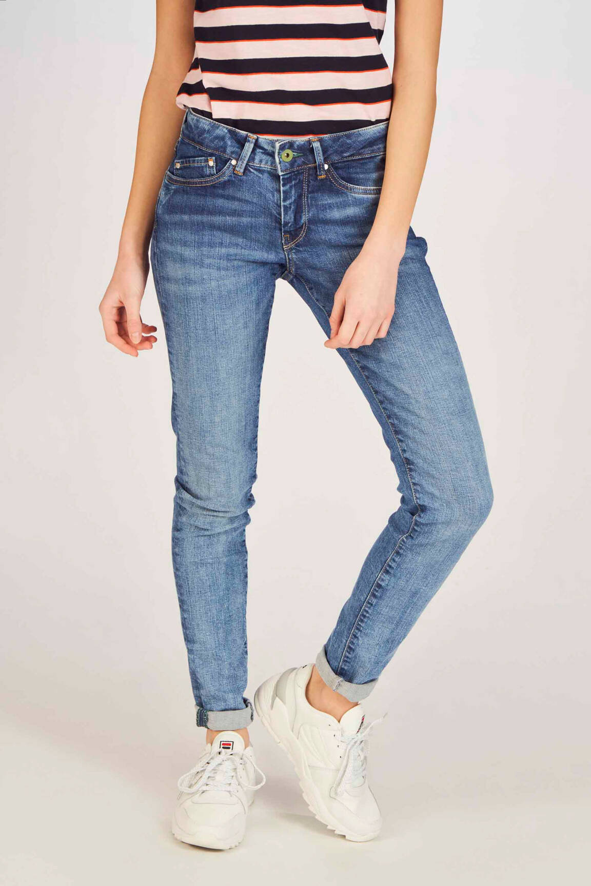Lieknos džinsai mėlyna PEPE moteris