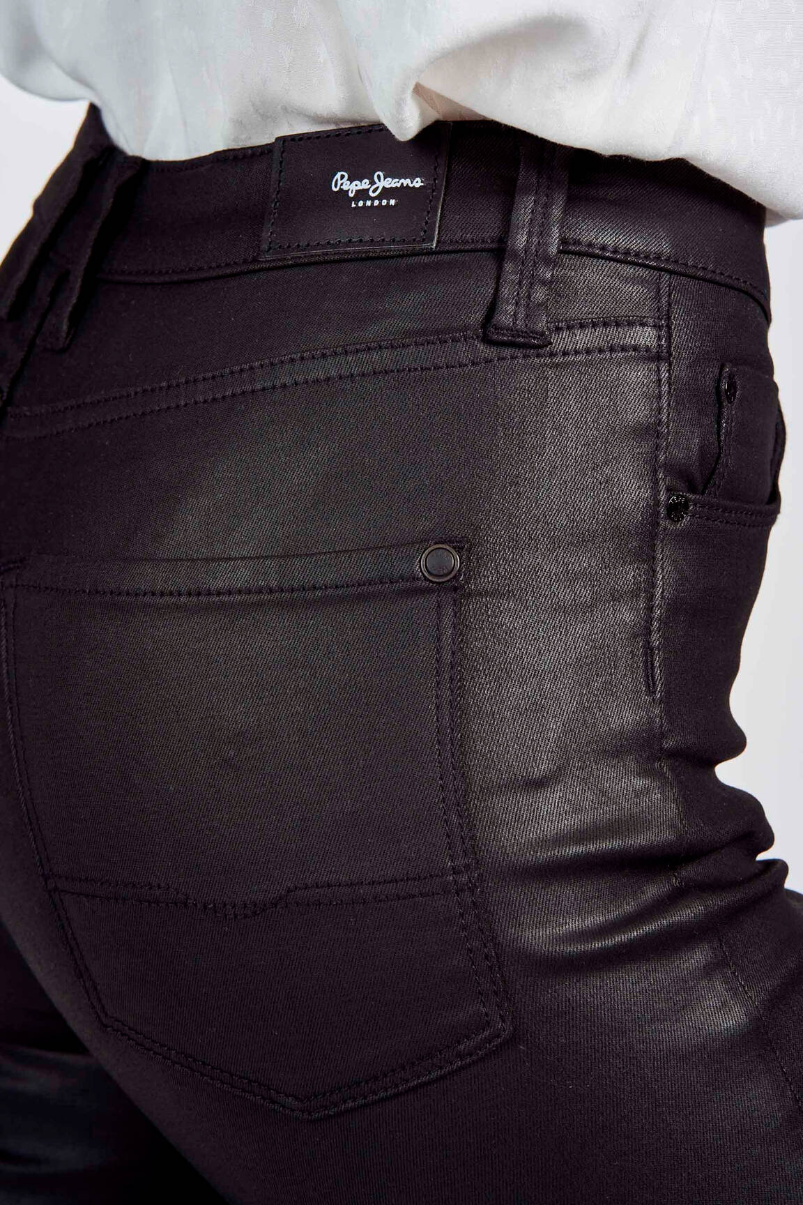 Lieknos džinsai juodas PEPE JEANS moteris
