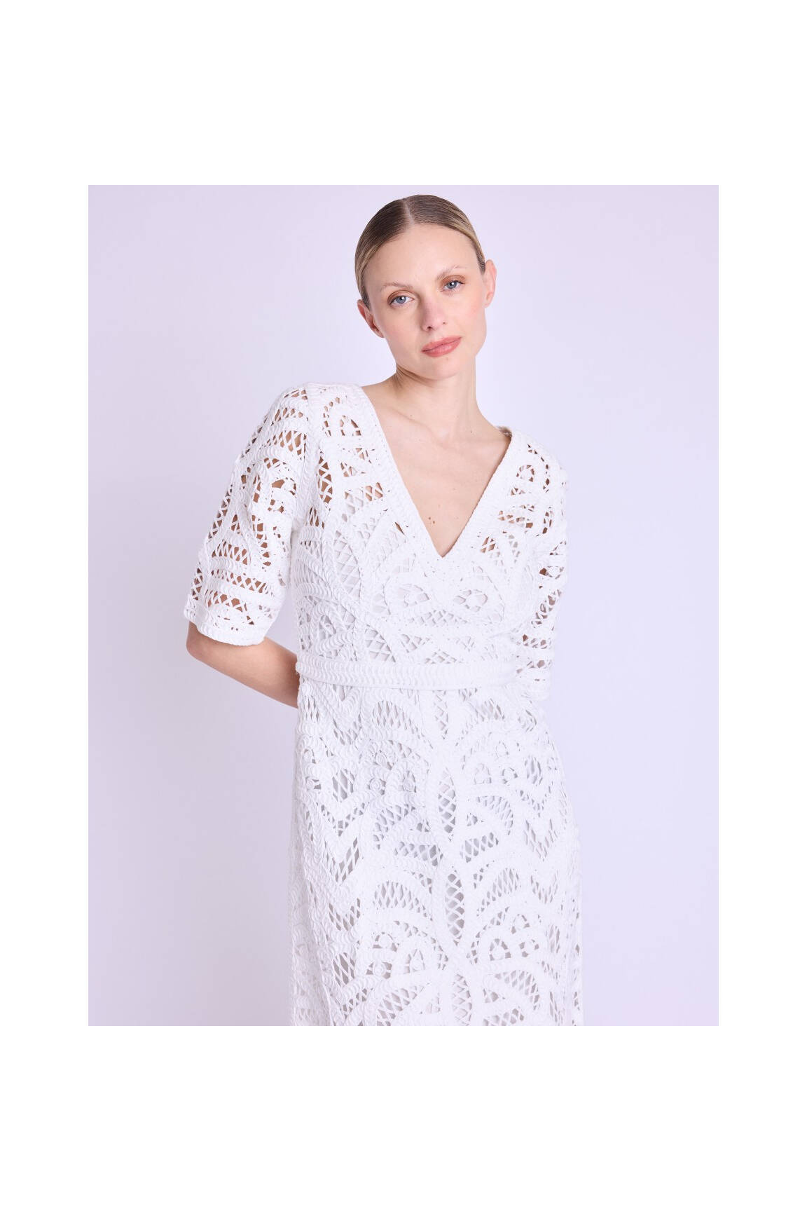 Robe baltas BERENICE moteris