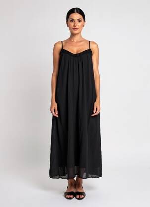 Ilga suknelė sklandi forma plonos dirželiai juodas NEW COLLECTION moteris