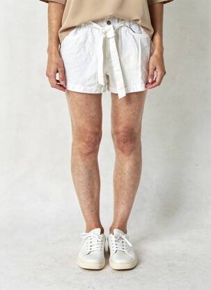 Šortas baltas VERO MODA moteris