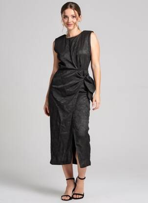 Pusilgių suknelė juodas ASTRID BLACK LABEL moteris