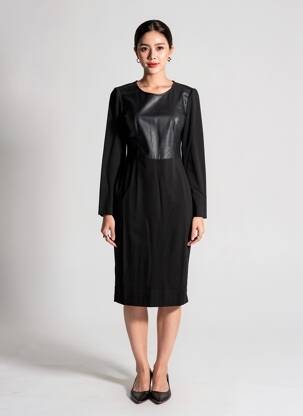 Pusilgių suknelė ilgos rankovės ilgos rankovės juodas BCBGMAXAZRIA moteris