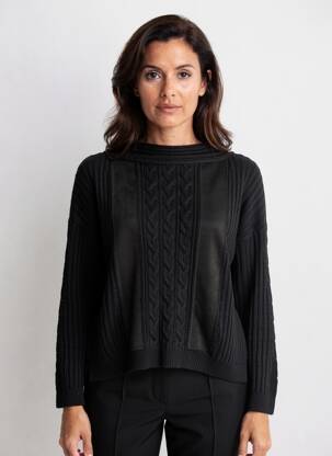 Megztinis centrinė iškirptė ilgos rankovės juodas TRICOT CHIC moteris