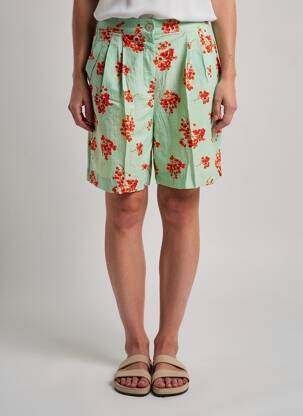 Bermudas tiesi kirpimas žalias ICHI moteris