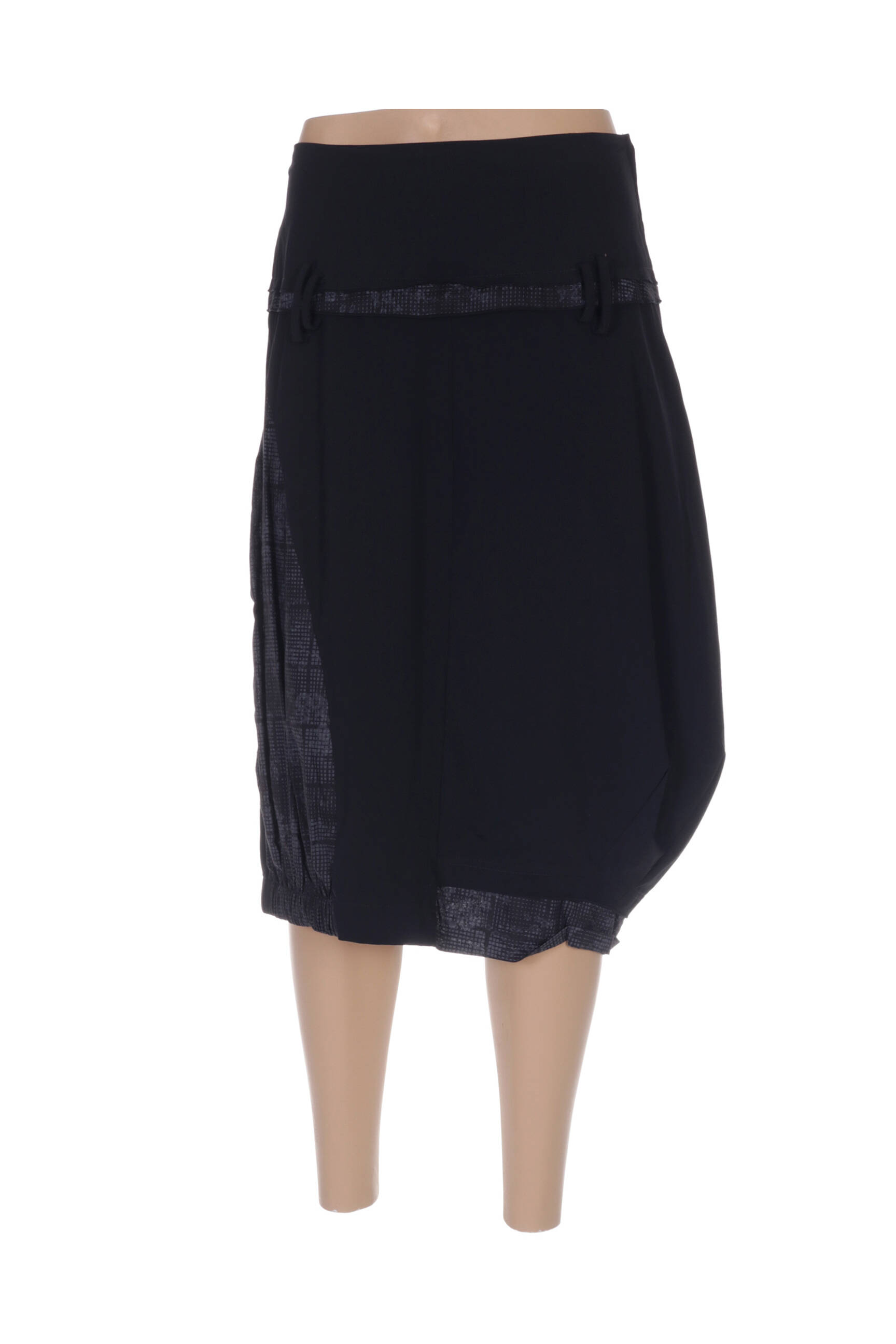 Pusilgis sijonas šoninė užtrauktuko uždarymo sistema juodas A DRESS CONCEPT moteris