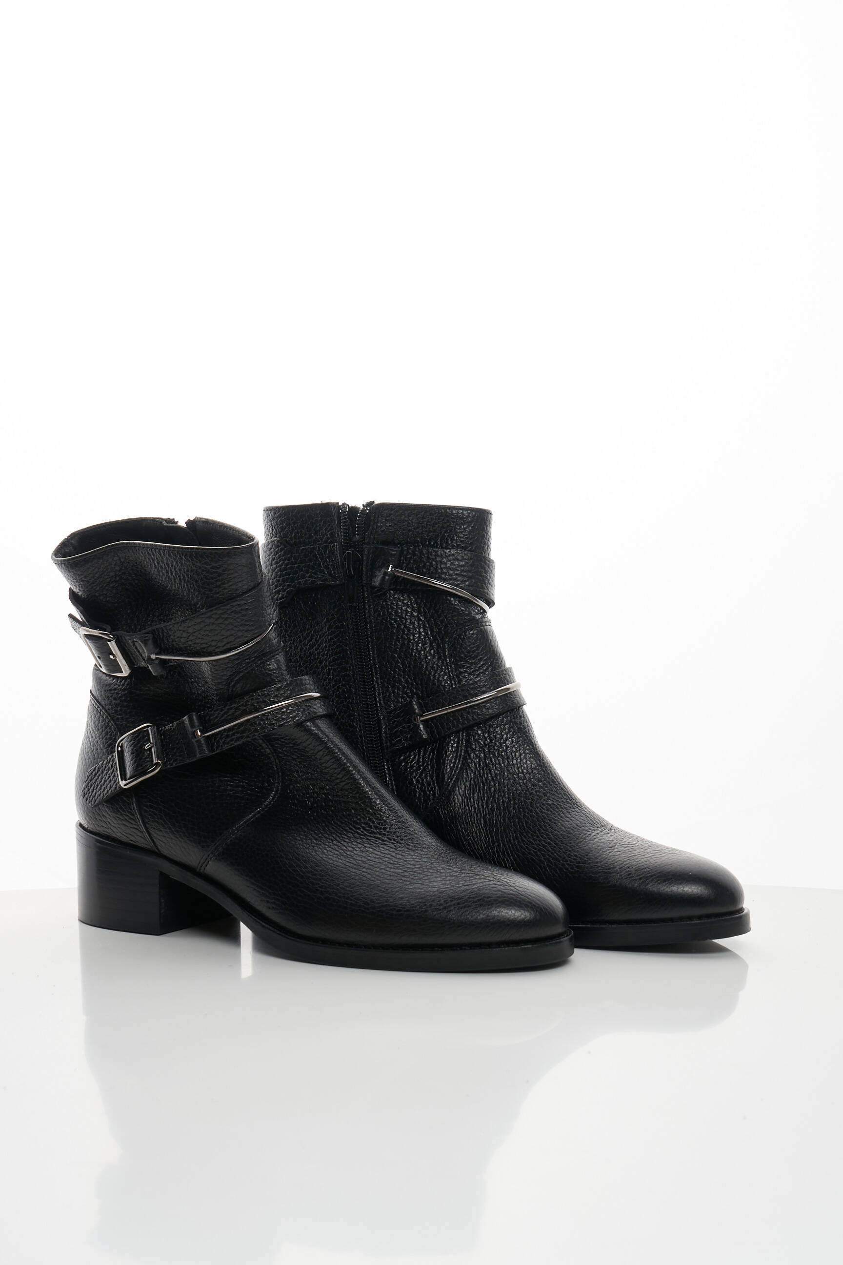 Batai/botai lygus audinys kulnas nuo 4 iki 6 cm juodas MINELLI moteris
