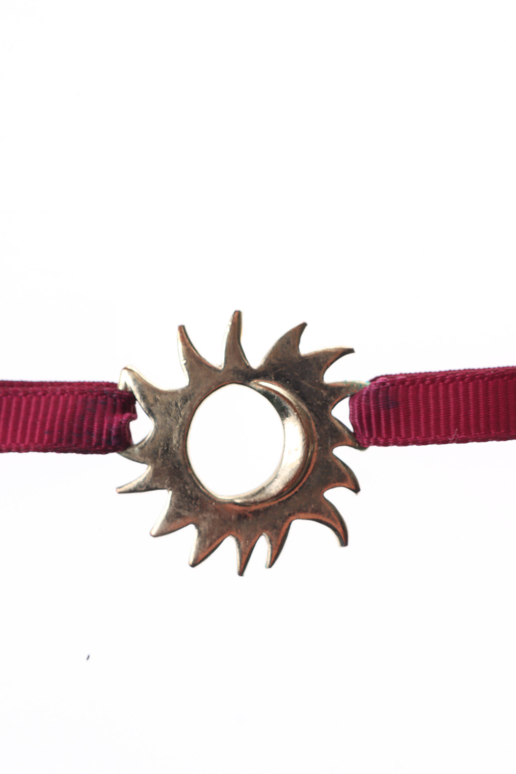 Apyrankė metalinis ornamentas raudona ROSE PIQUANTE moteris