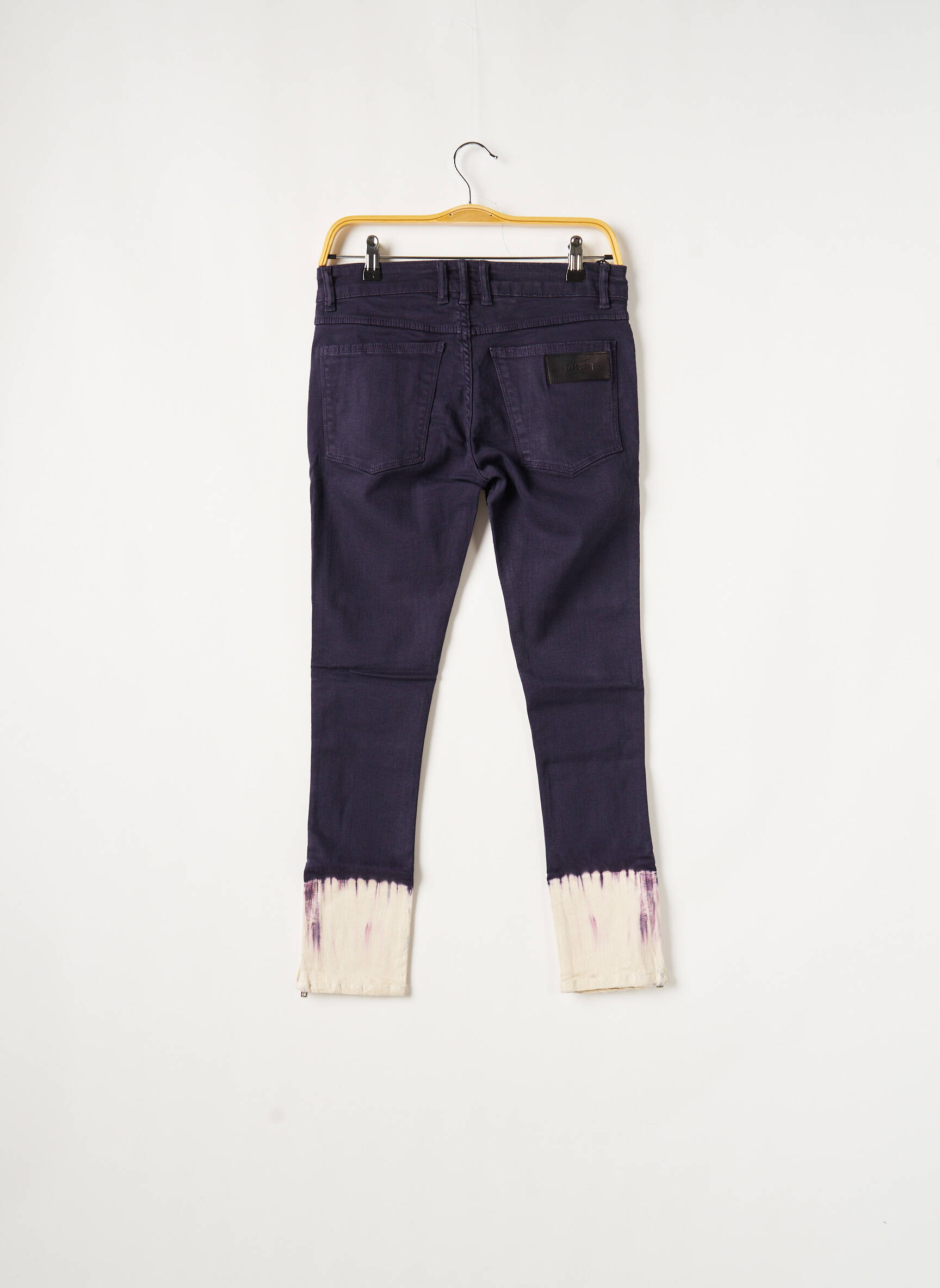 Lieknos džinsai violetinis APRIL 77 moteris