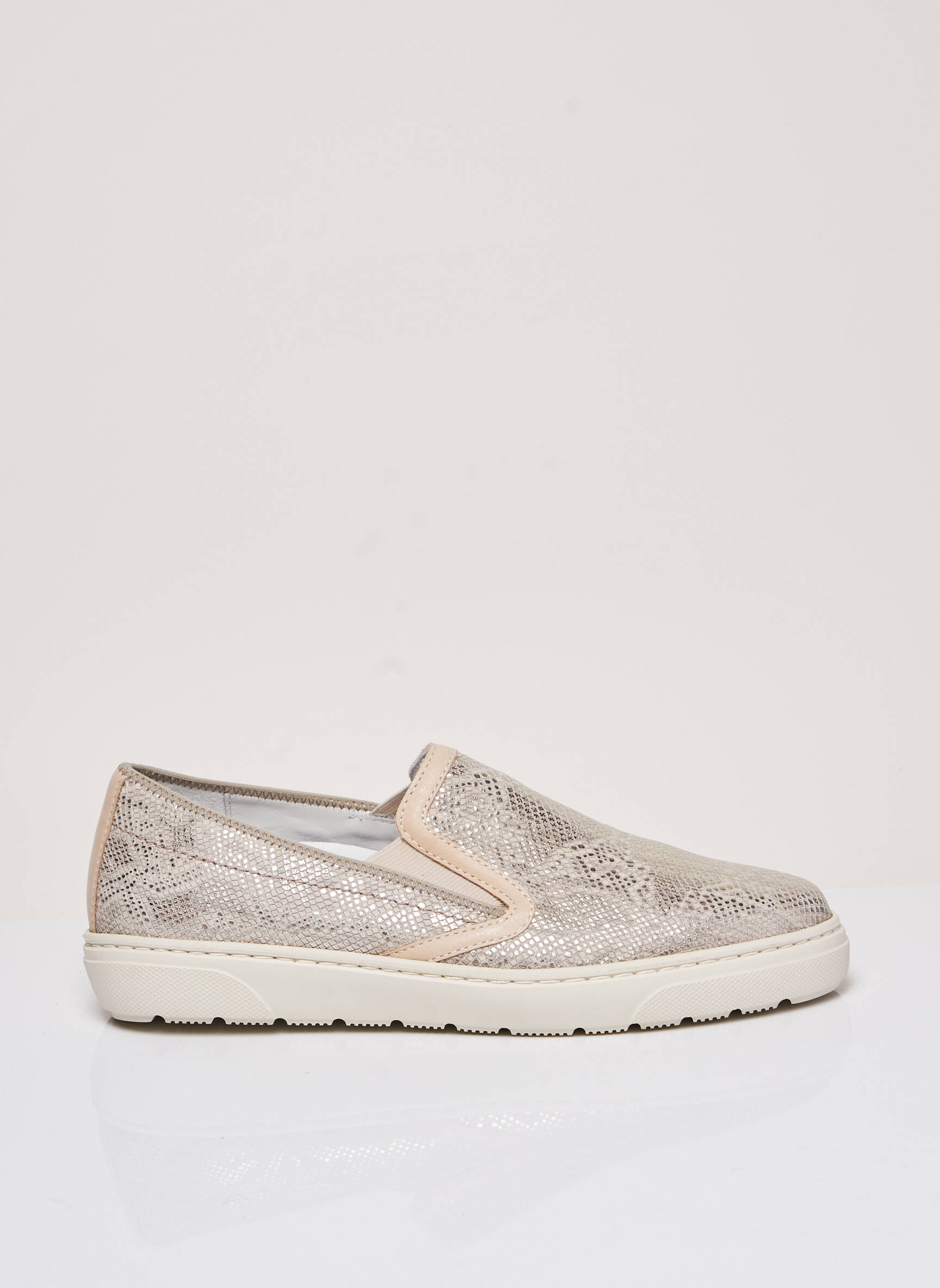 Slip-on batai platforma plokščias kulnas iki 3 cm bežinis ARA moteris
