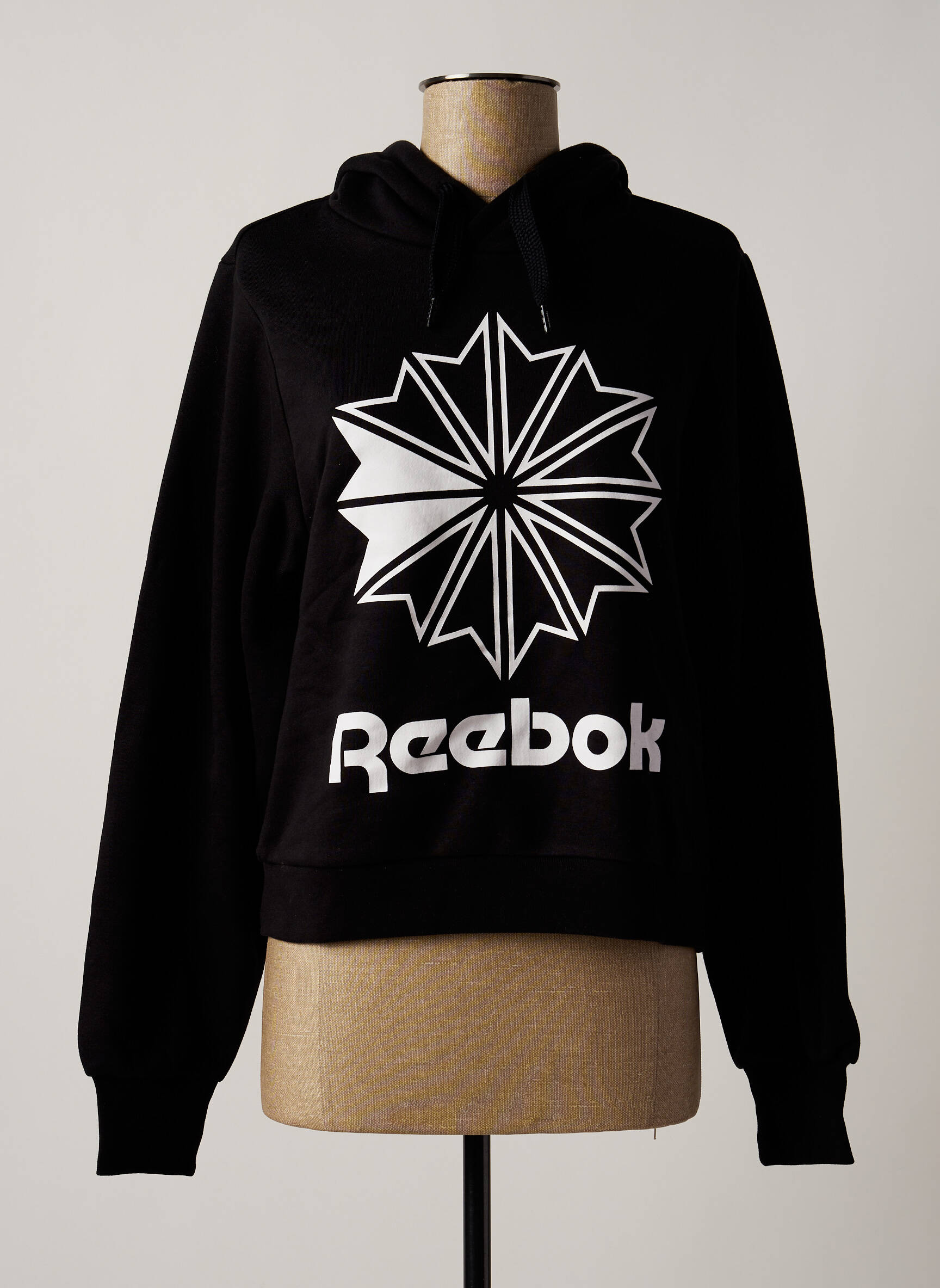 Kapišonas juodas REEBOK moteris