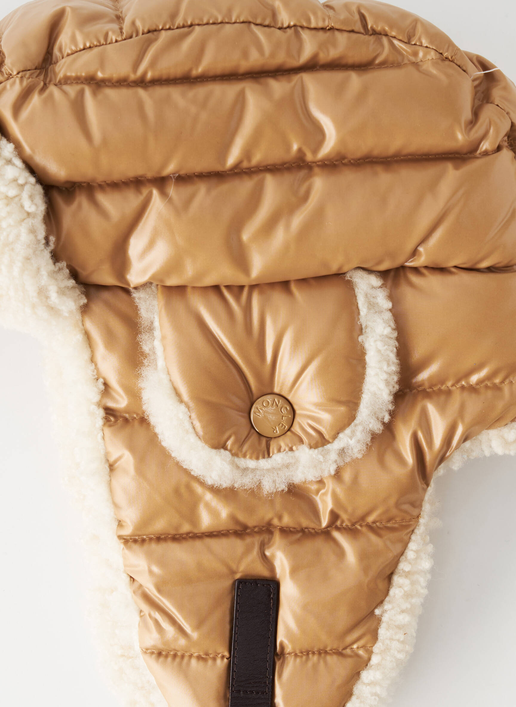 Kepurė chapko forma bežinis MONCLER moteris