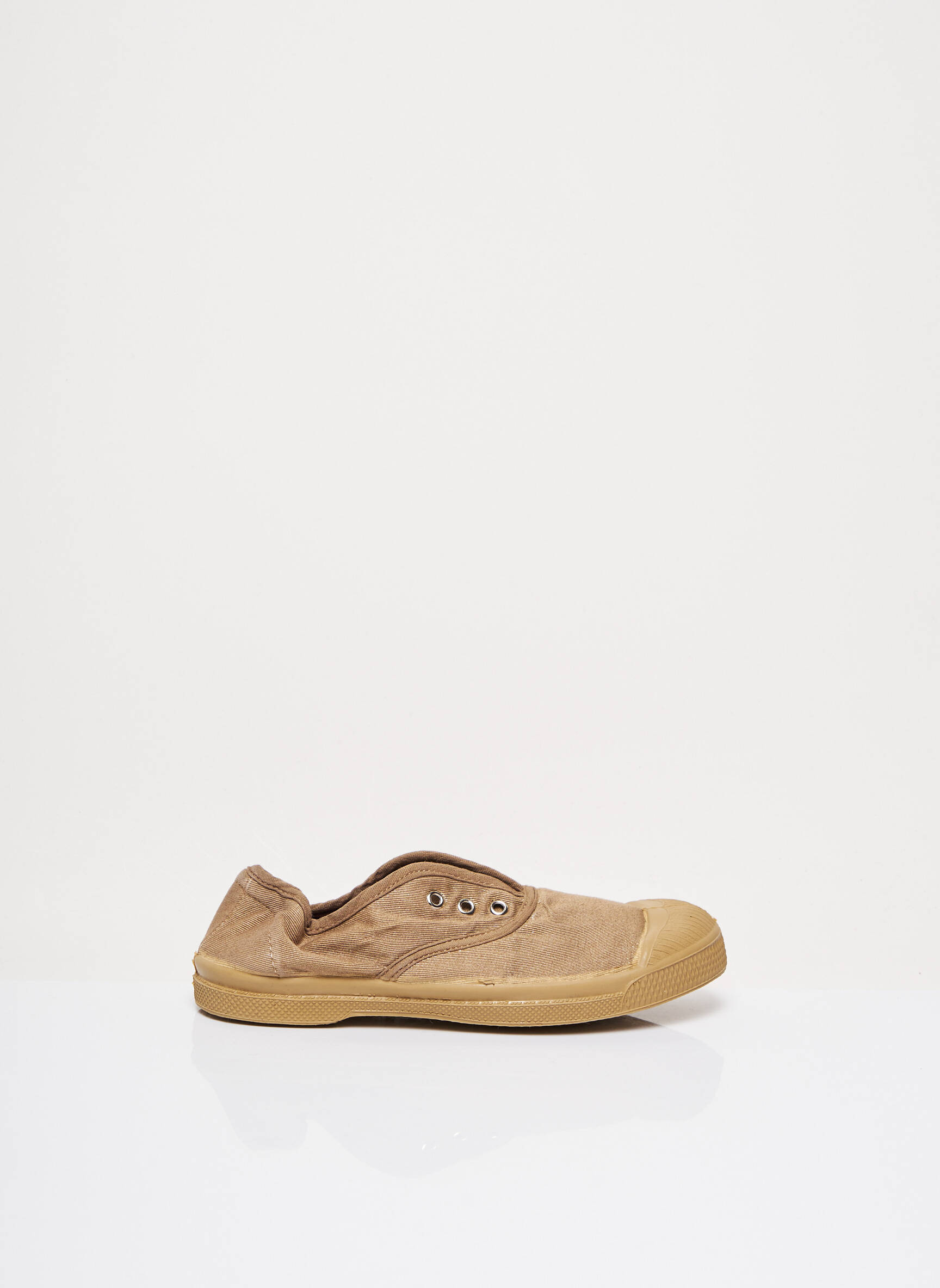 Slip-on batai apvalus mygtukas apvalus mygtukas bežinis BENSIMON mergina