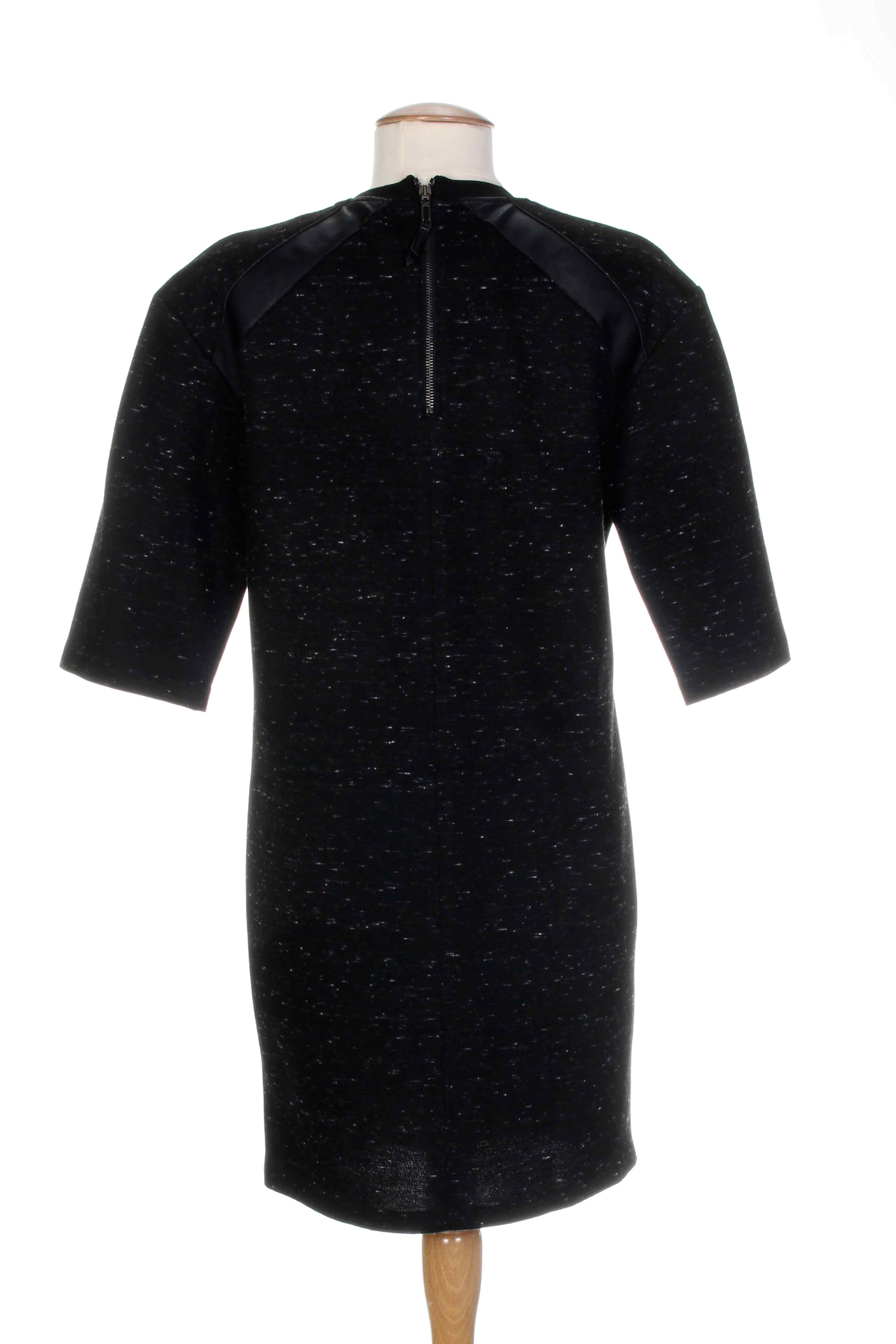 Pusilgių suknelė 3/4 rankovės 3/4 rankovės juodas COSTUME NEMUTSO moteris