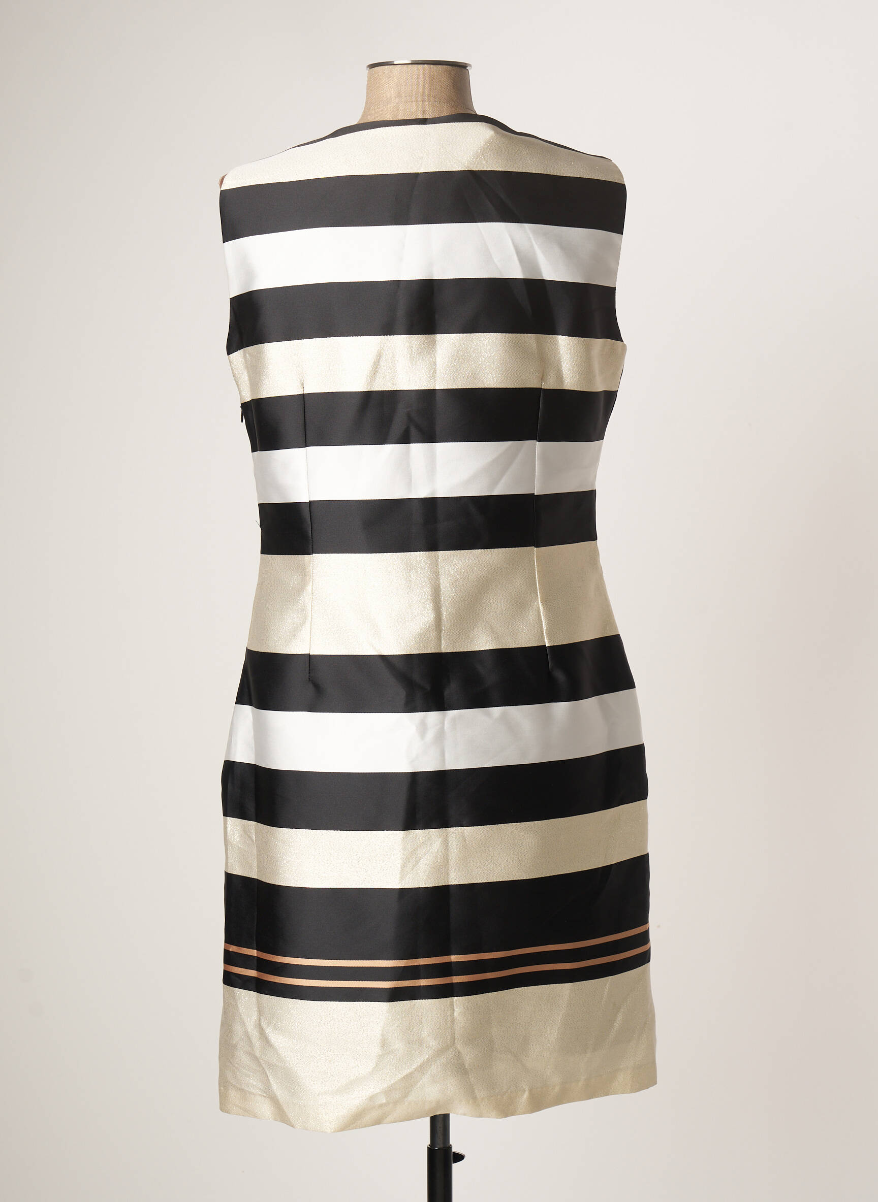 Pusilgių suknelė be rankų be rankų juodas ANDAMIO moteris