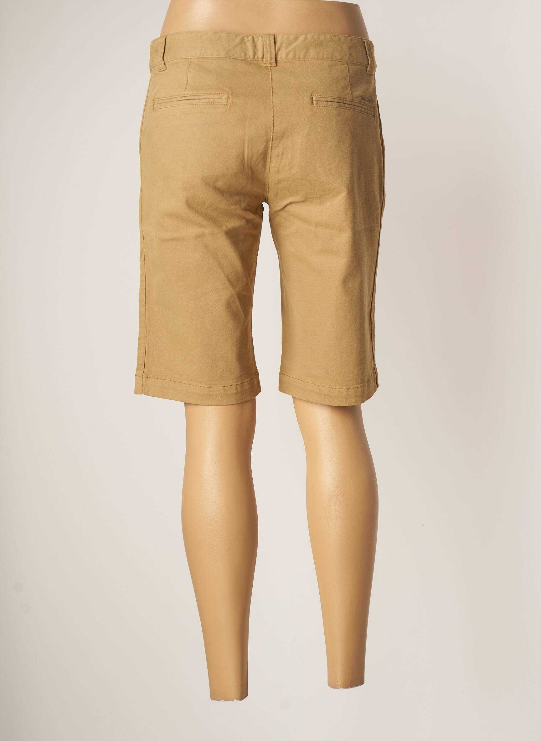 Bermudas tiesi kirpimas normala dydis bežinis 0039 ITALY moteris