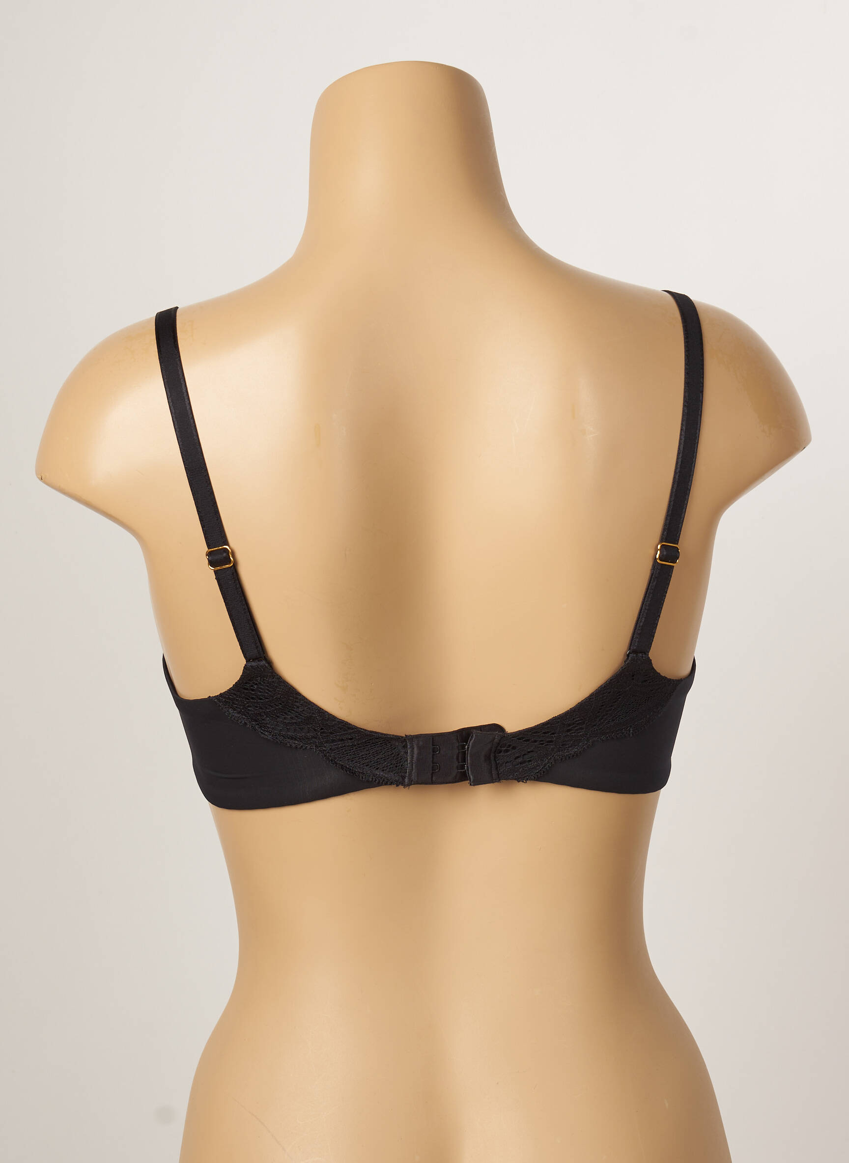 Liemenėlė push-up liemenėlė su aukštu palaikymu push-up liemenėlė su aukštu palaikymu juodas FEMILET moteris