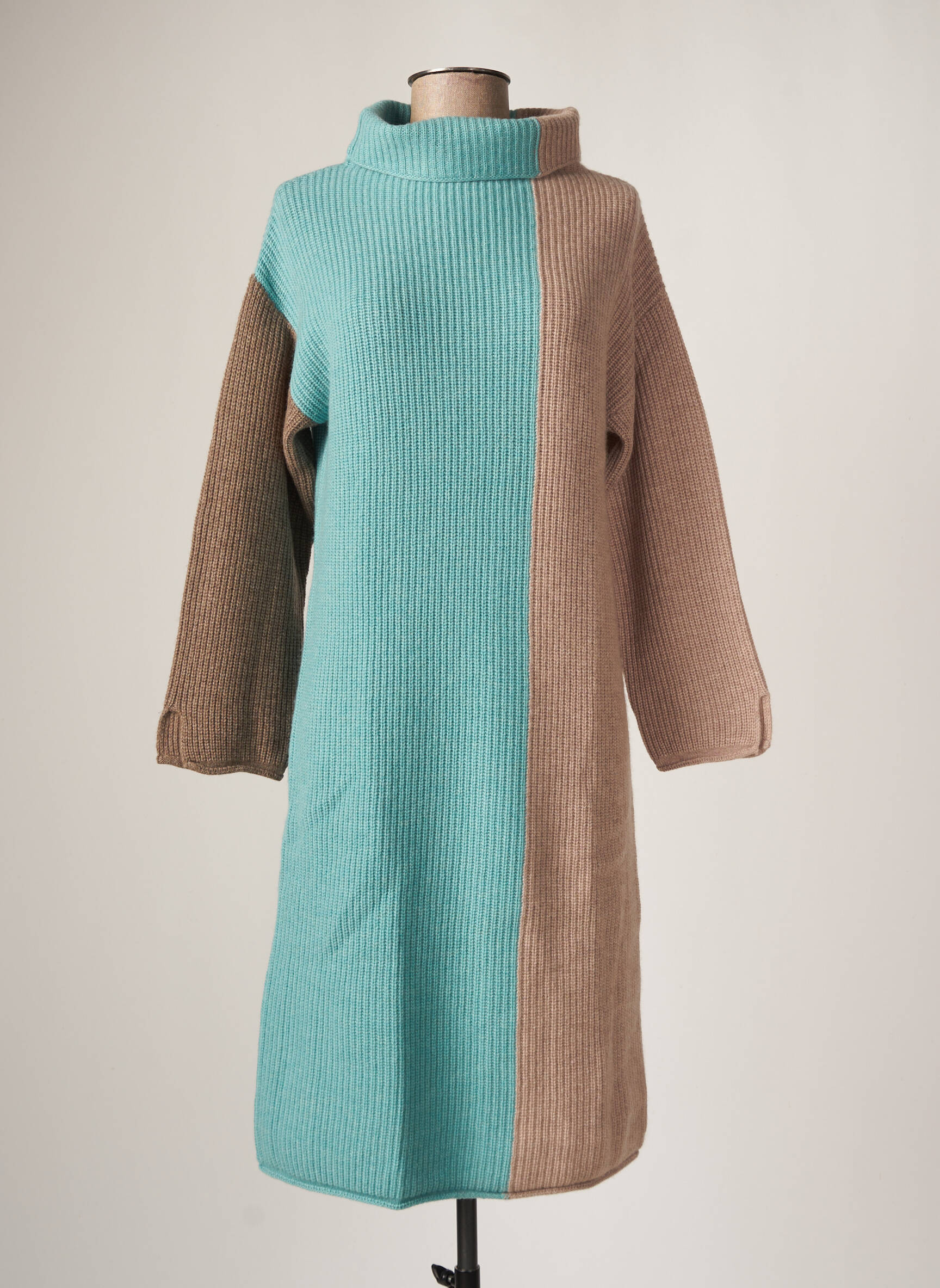 Pusilgių suknelė ilgos rankovės ilgos rankovės mėlyna DEVERNOIS moteris