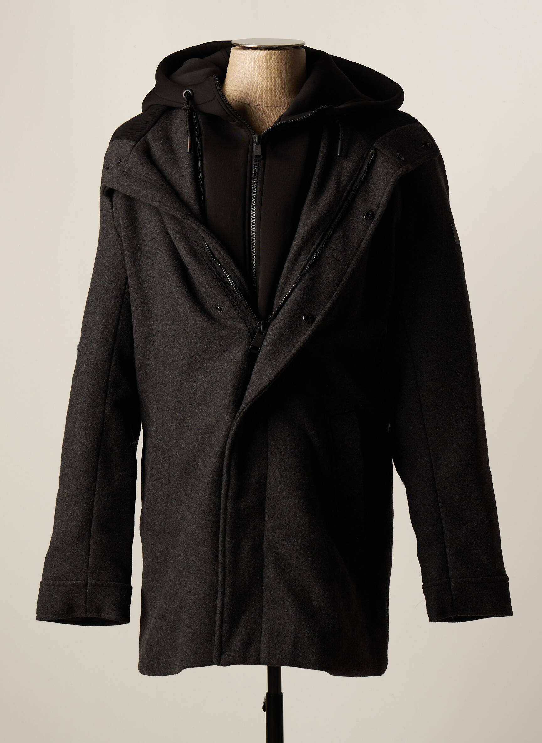 Kasdienis švarkas pilka GUESS vyras