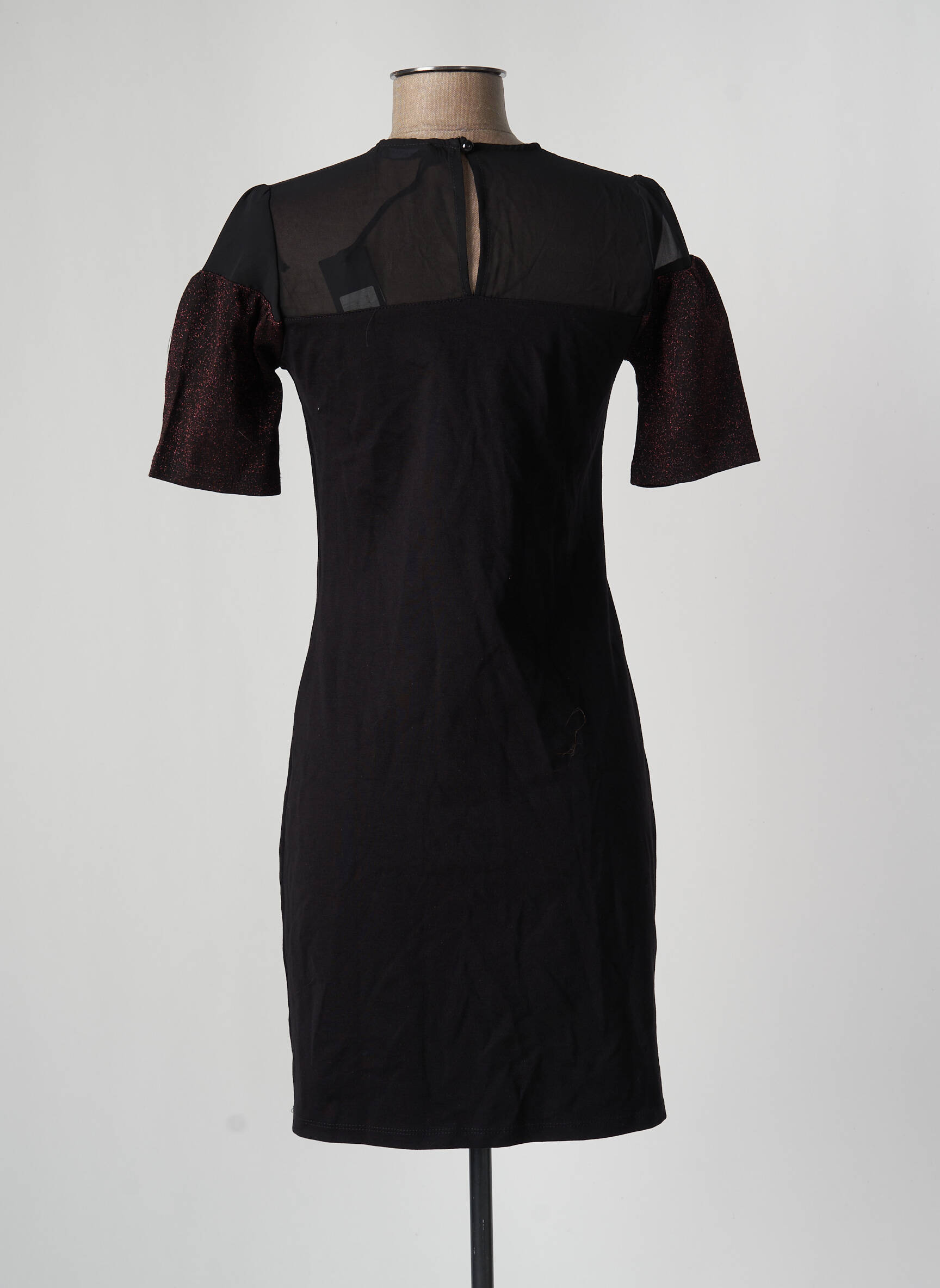 Pusilgių suknelė juodas ASTRID BLACK LABEL moteris