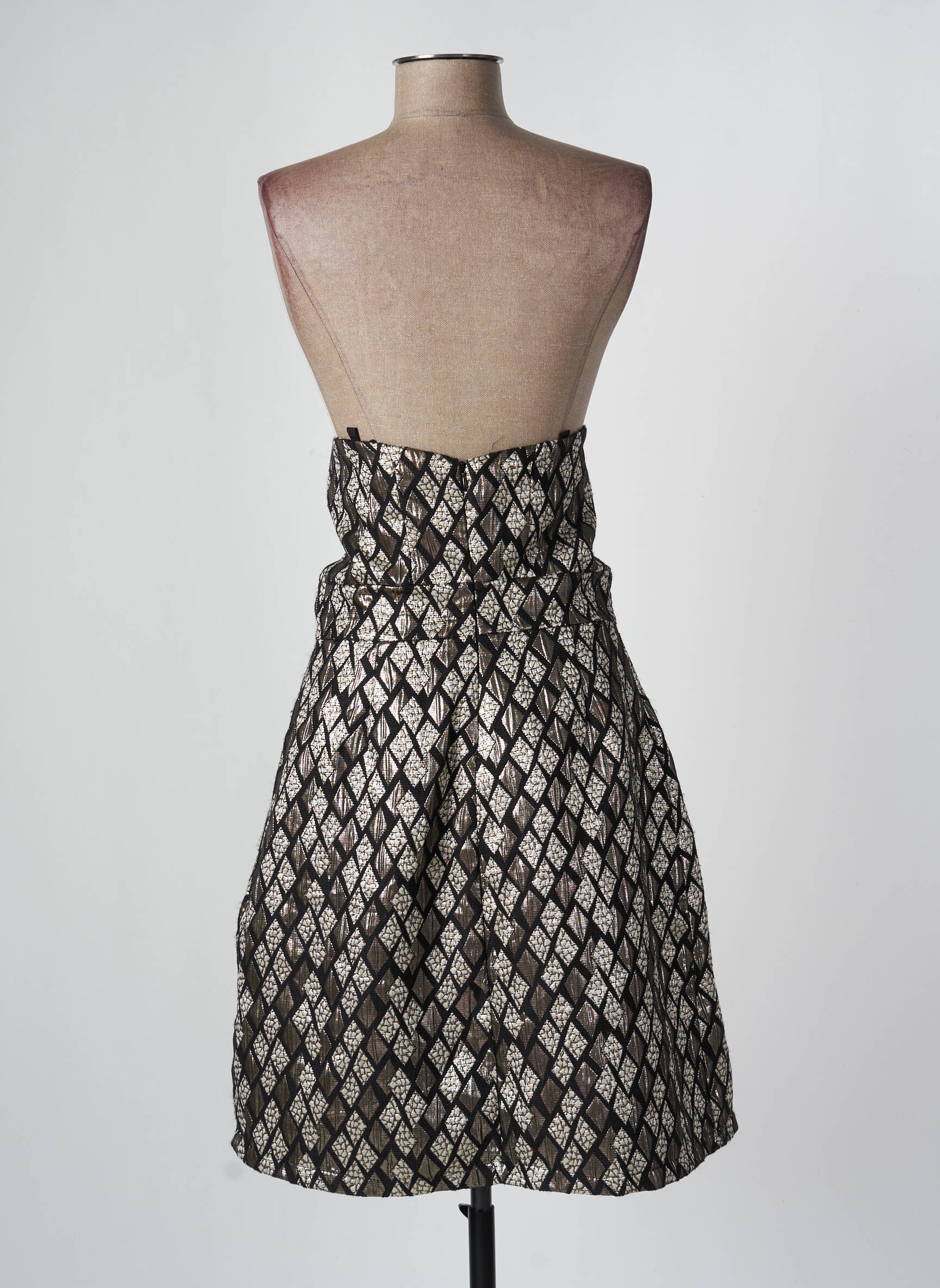 Pusilgių suknelė auksas ASTRID BLACK LABEL moteris