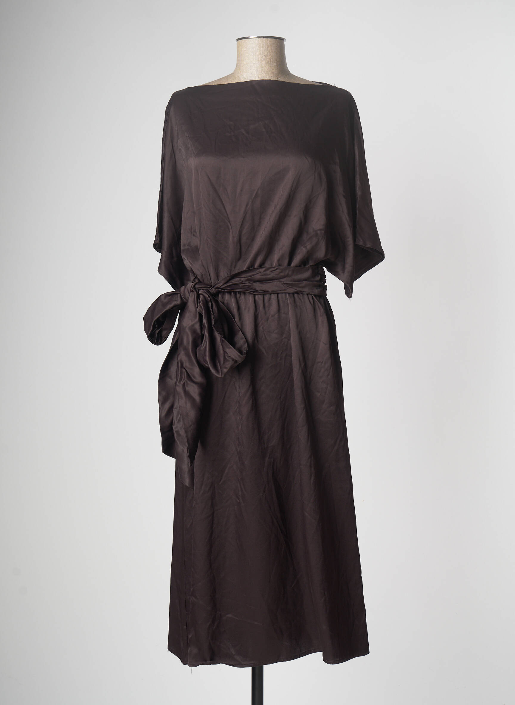 Pusilgių suknelė rudas ASTRID BLACK LABEL moteris
