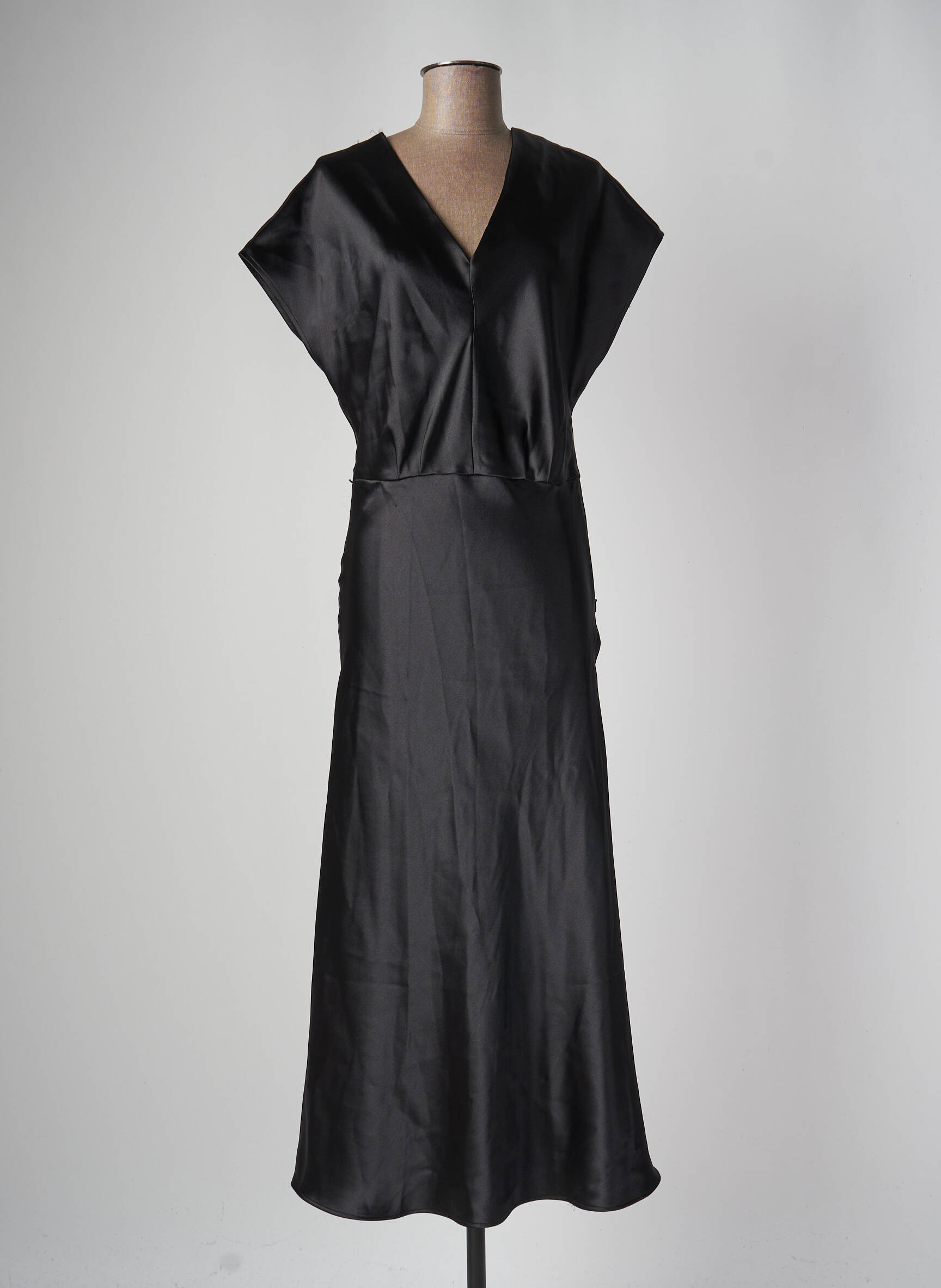 Pusilgių suknelė juodas ASTRID BLACK LABEL moteris