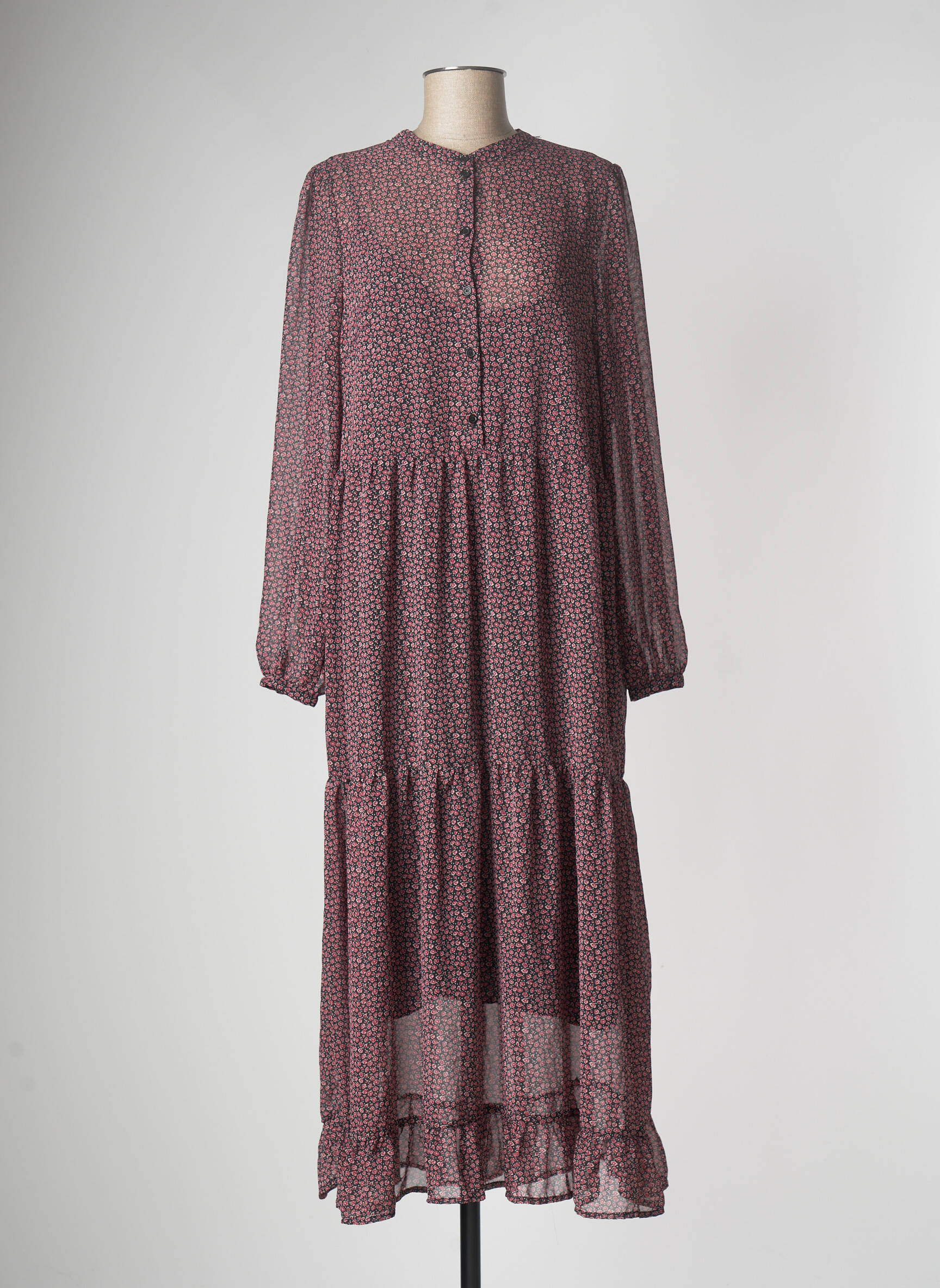 Pusilgių suknelė juodas VERO MODA moteris