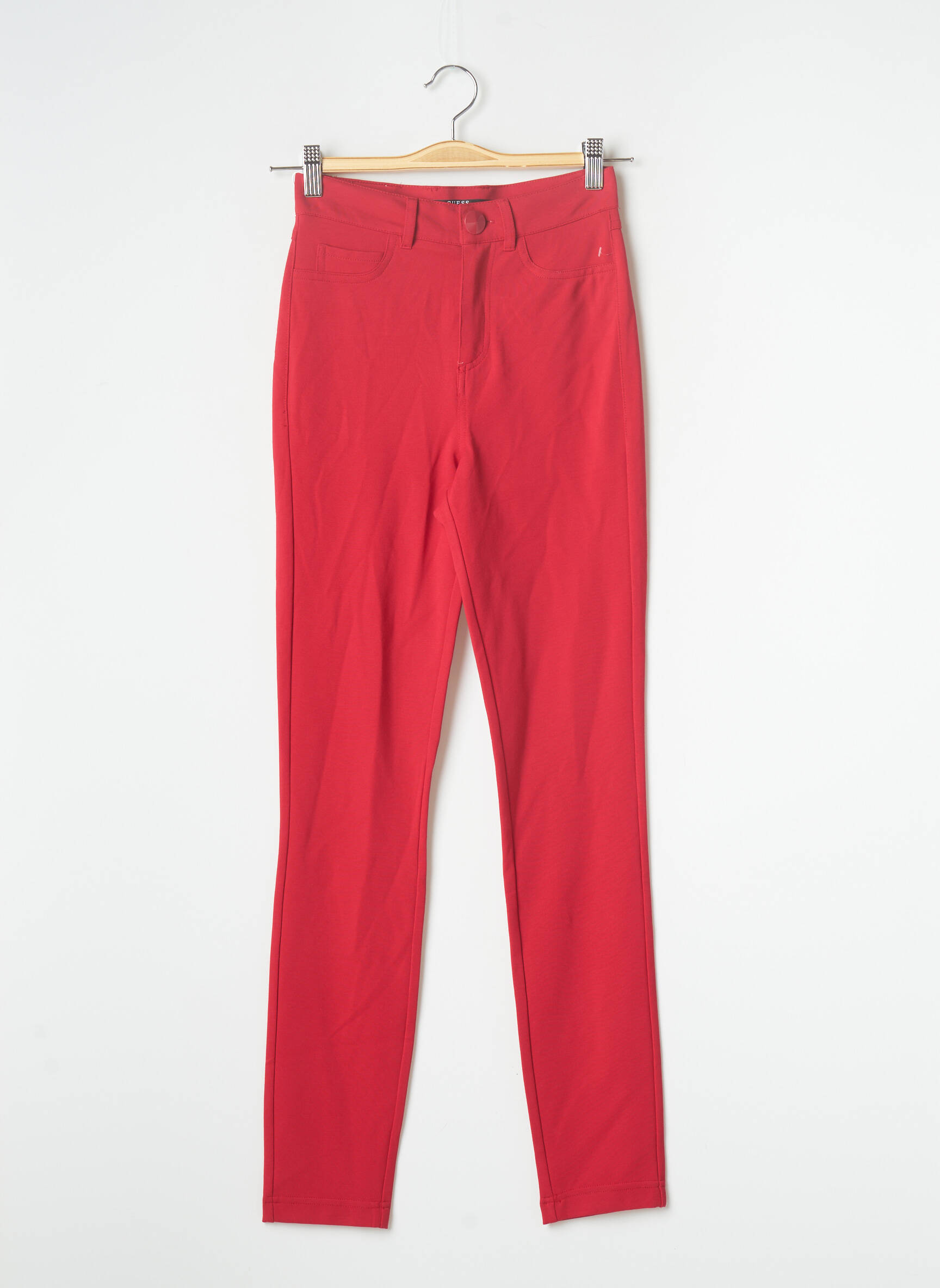 Lieknos kelnės raudona GUESS moteris