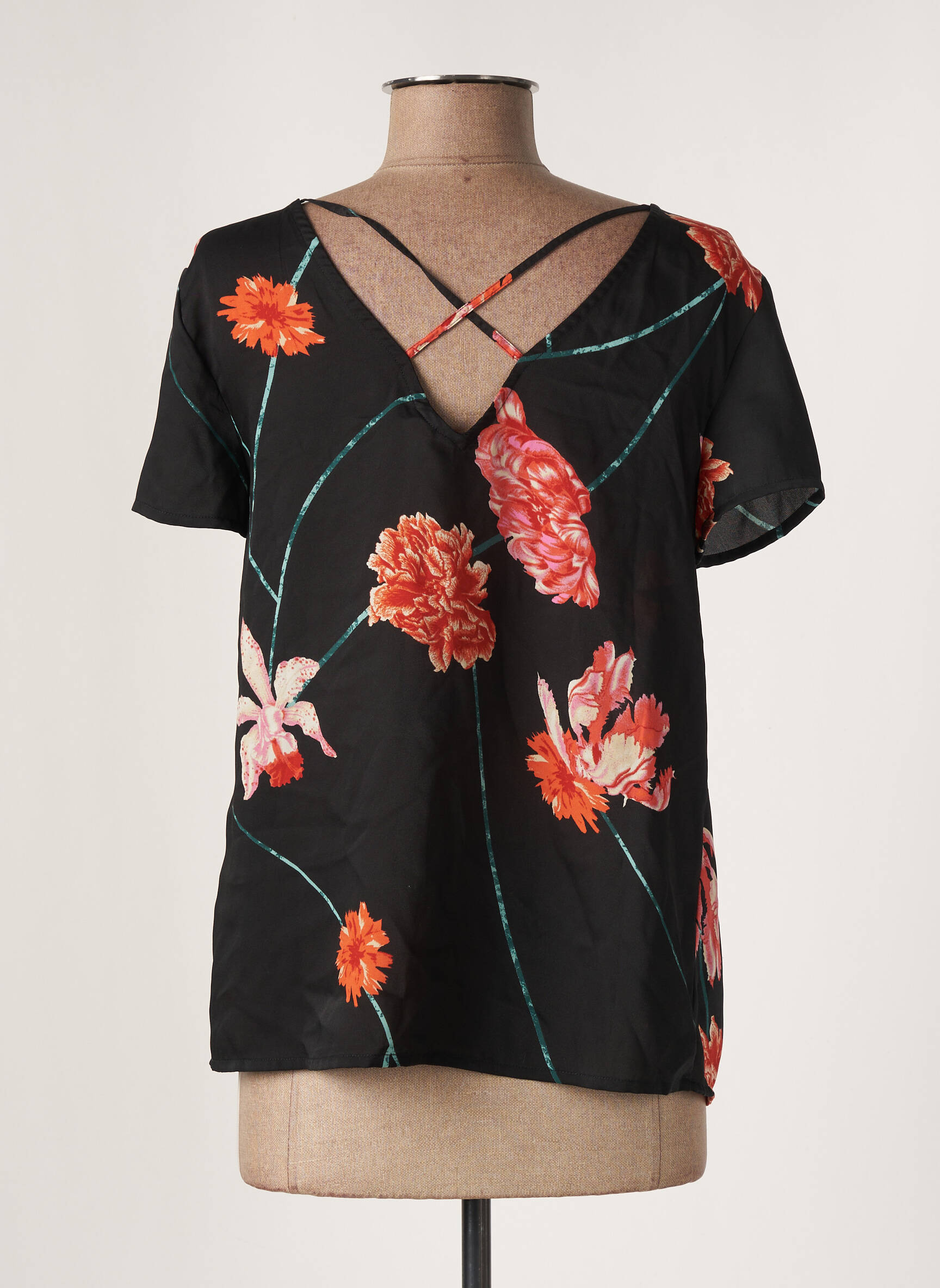 T-marškinys juodas VERO MODA moteris