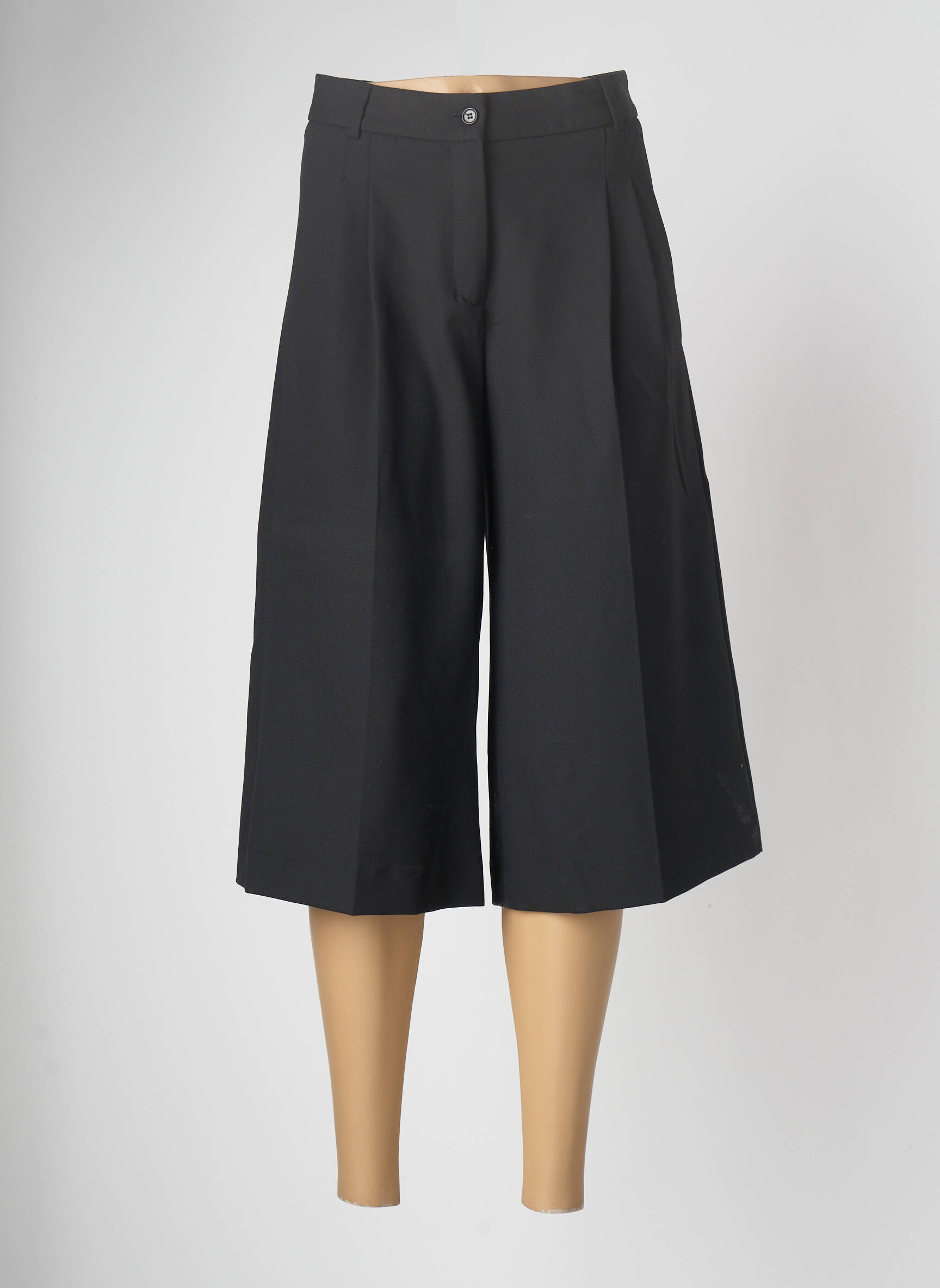 Bermudas juodas DEVERNOIS moteris
