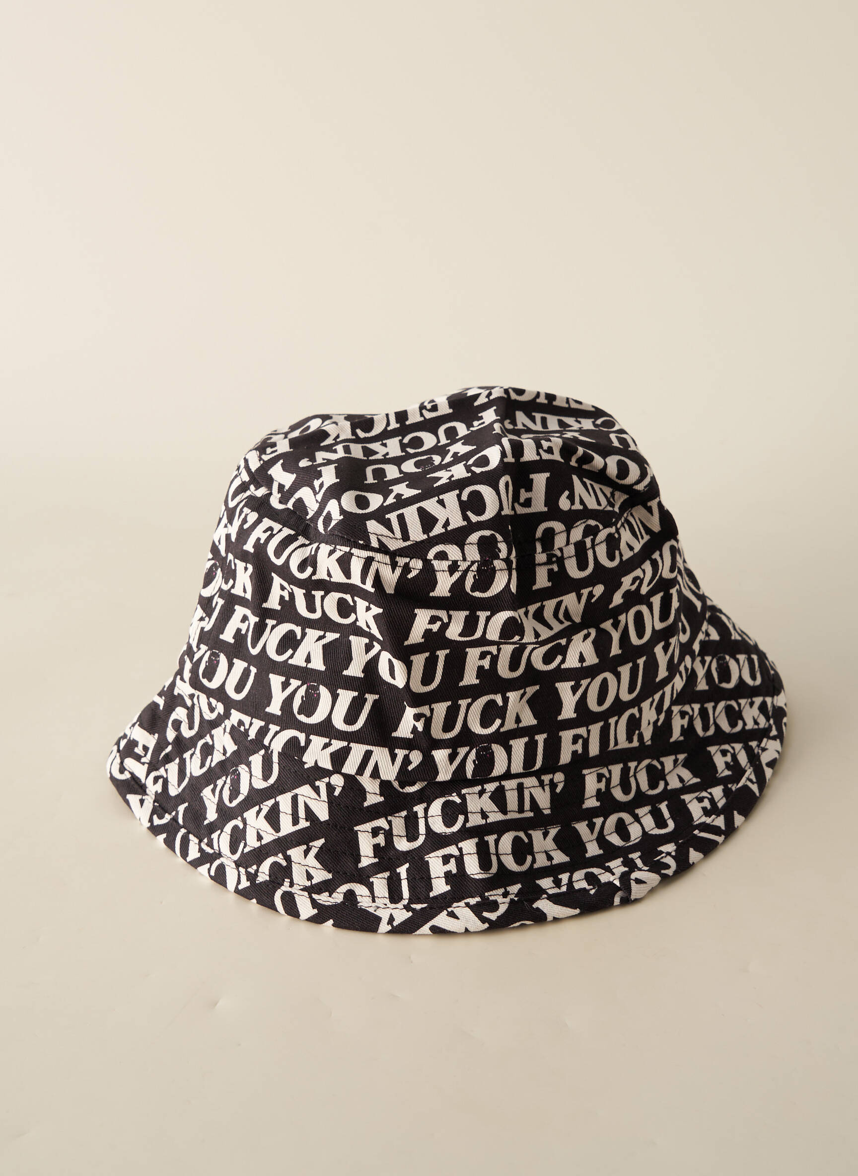 Kepurė juodas RIPNDIP vyras