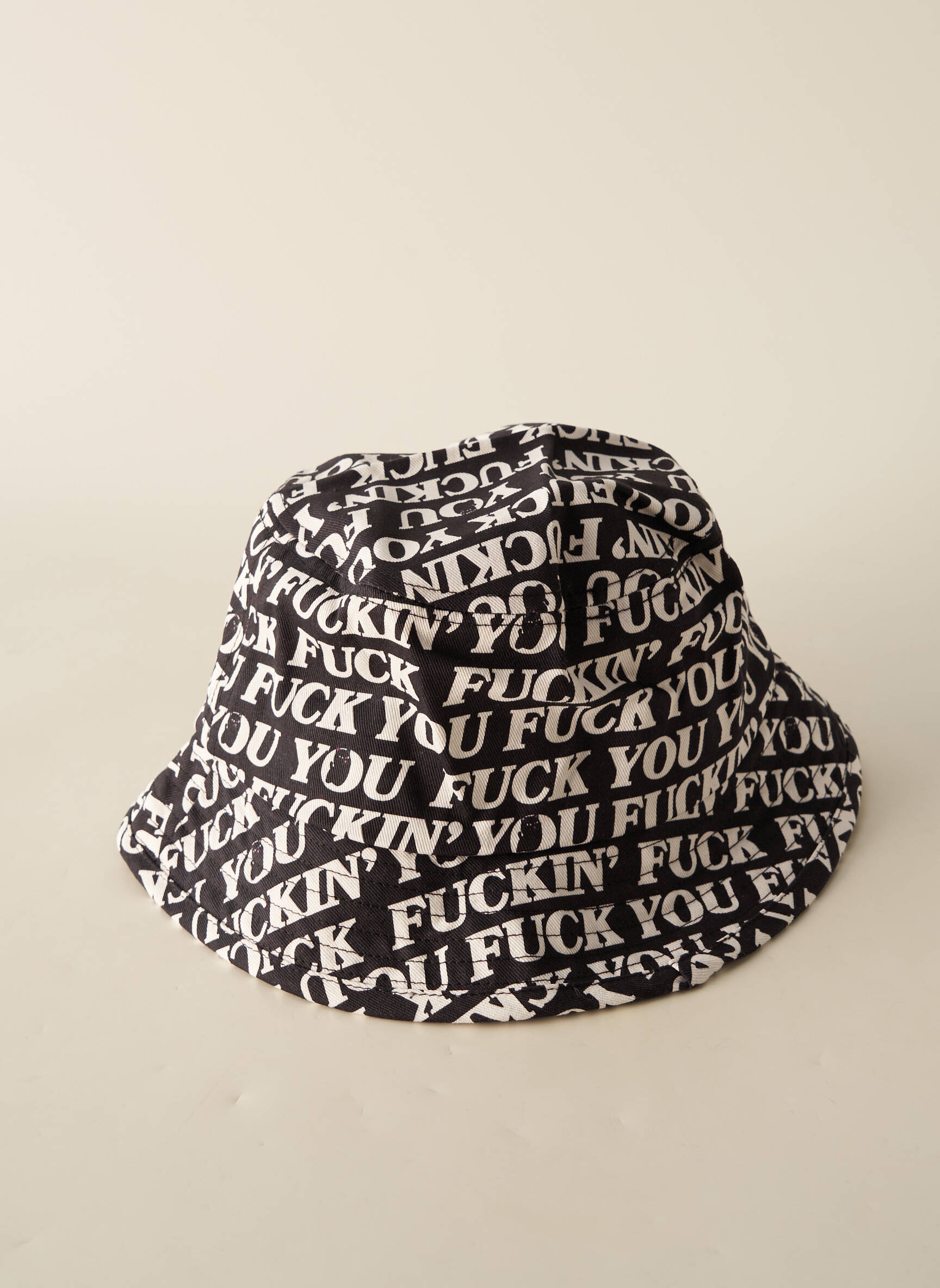 Kepurė juodas RIPNDIP vyras