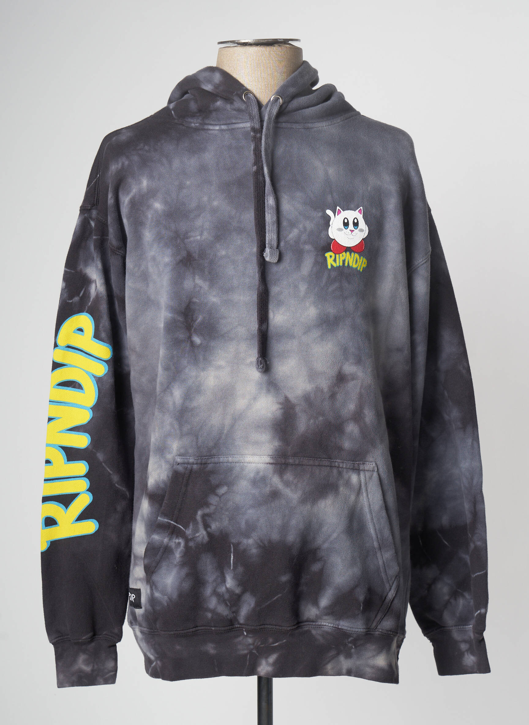 Mikroskopas juodas RIPNDIP vyras