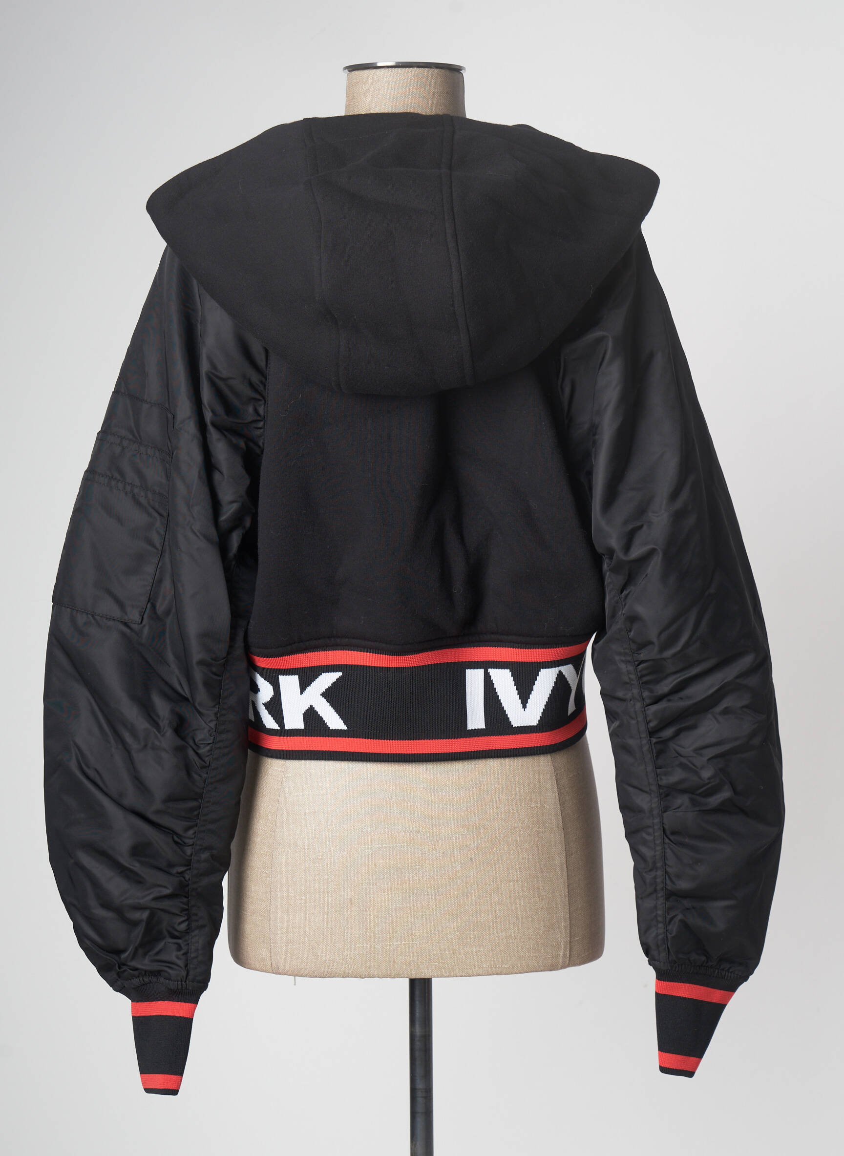 Mikroskopas juodas IVY PARK moteris