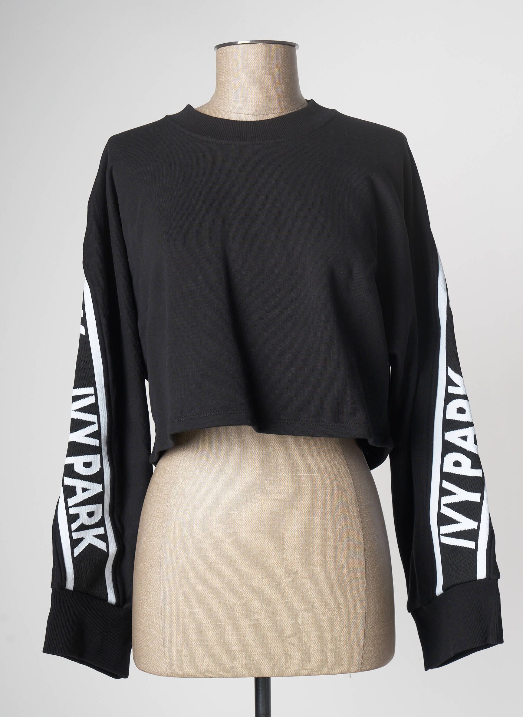 Mikroskopas juodas IVY PARK moteris