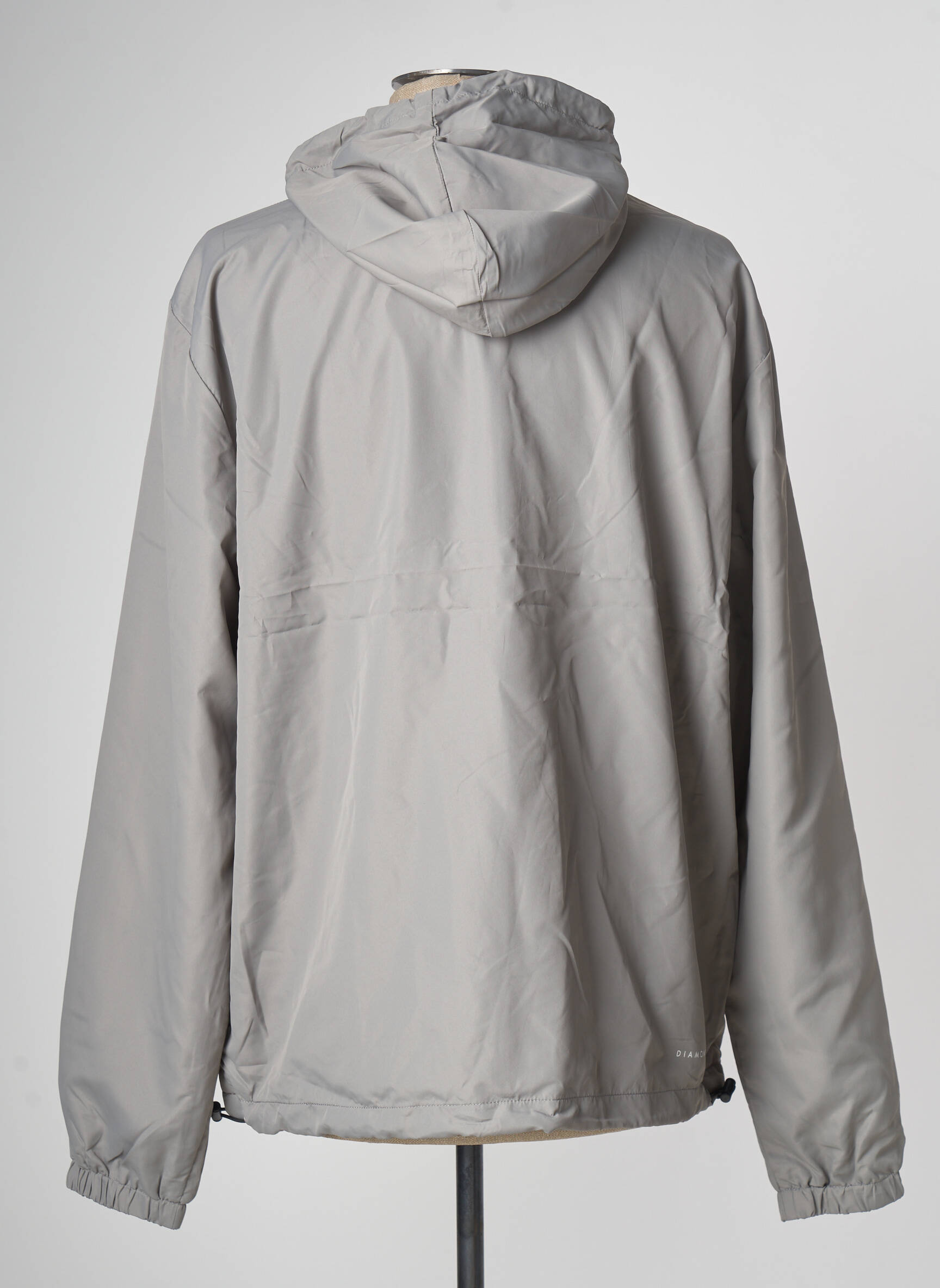 Vėjo nepraleidėjas pilka DIAMOND SUPPLY CO vyras