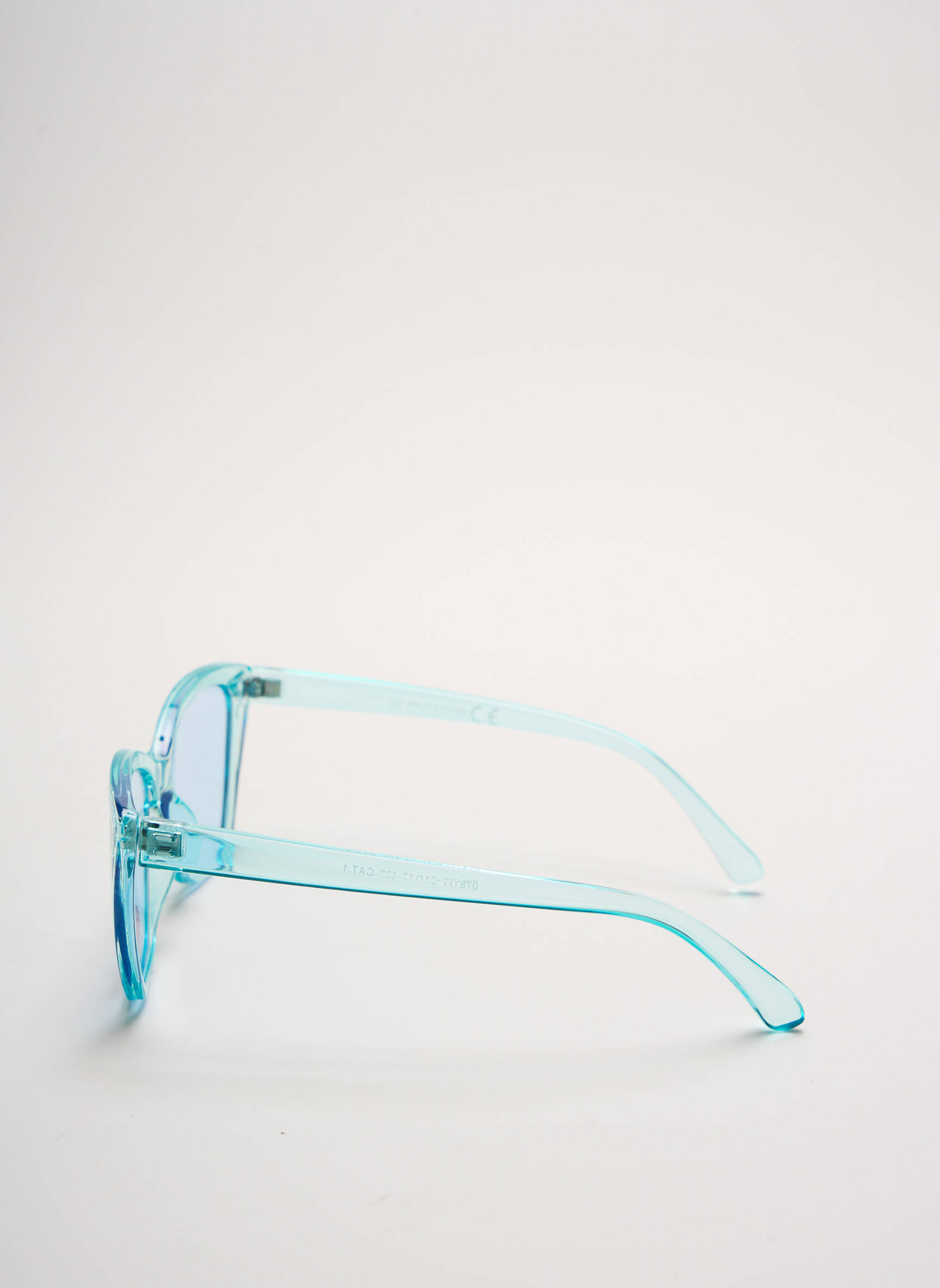 Akiniai nuo saulės mėlyna CITY VISION EYEWEAR mergina