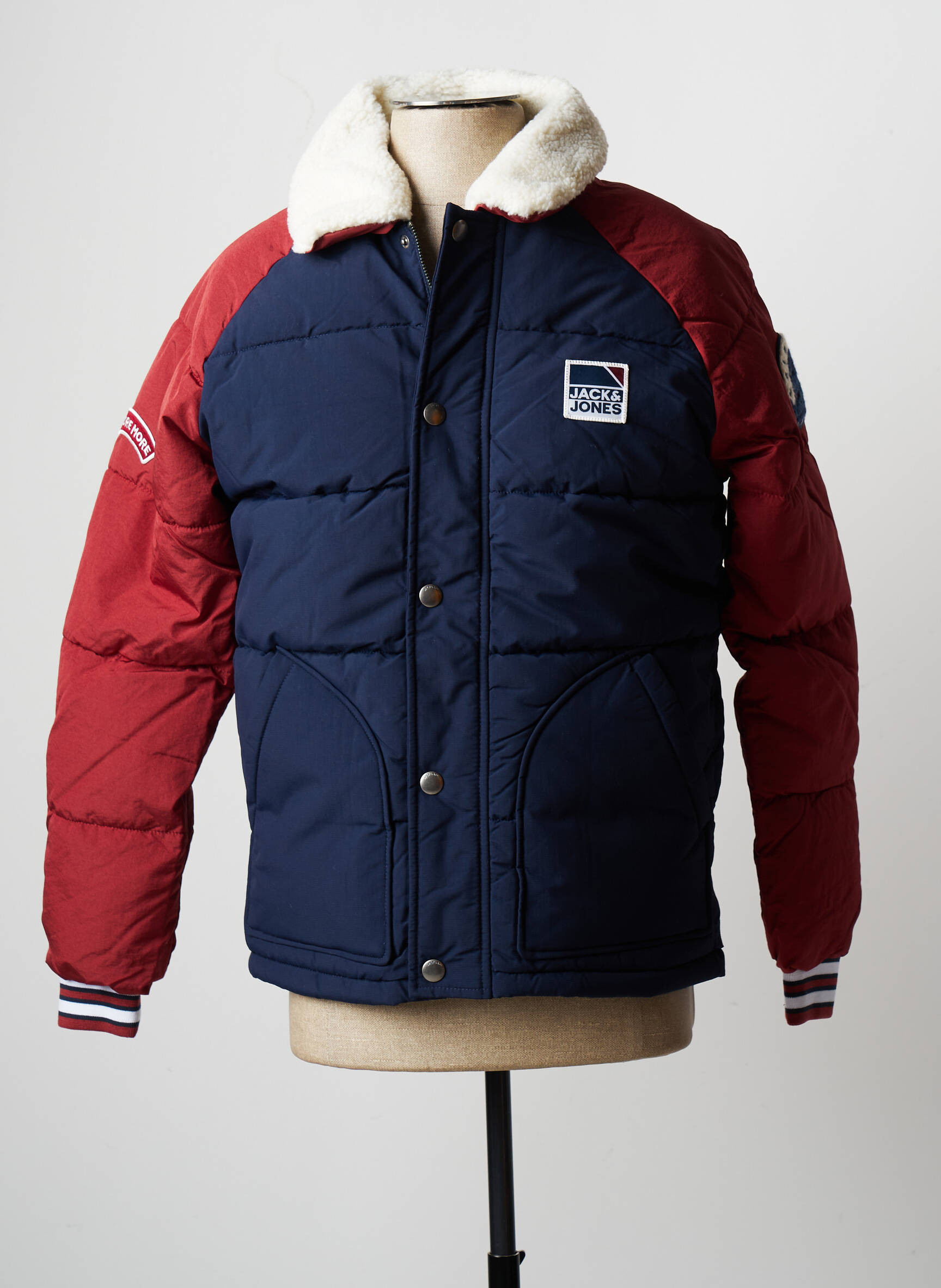Pūkinė striukė ilgos rankovės be gobtuvų mėlyna JACK & JONES vyras