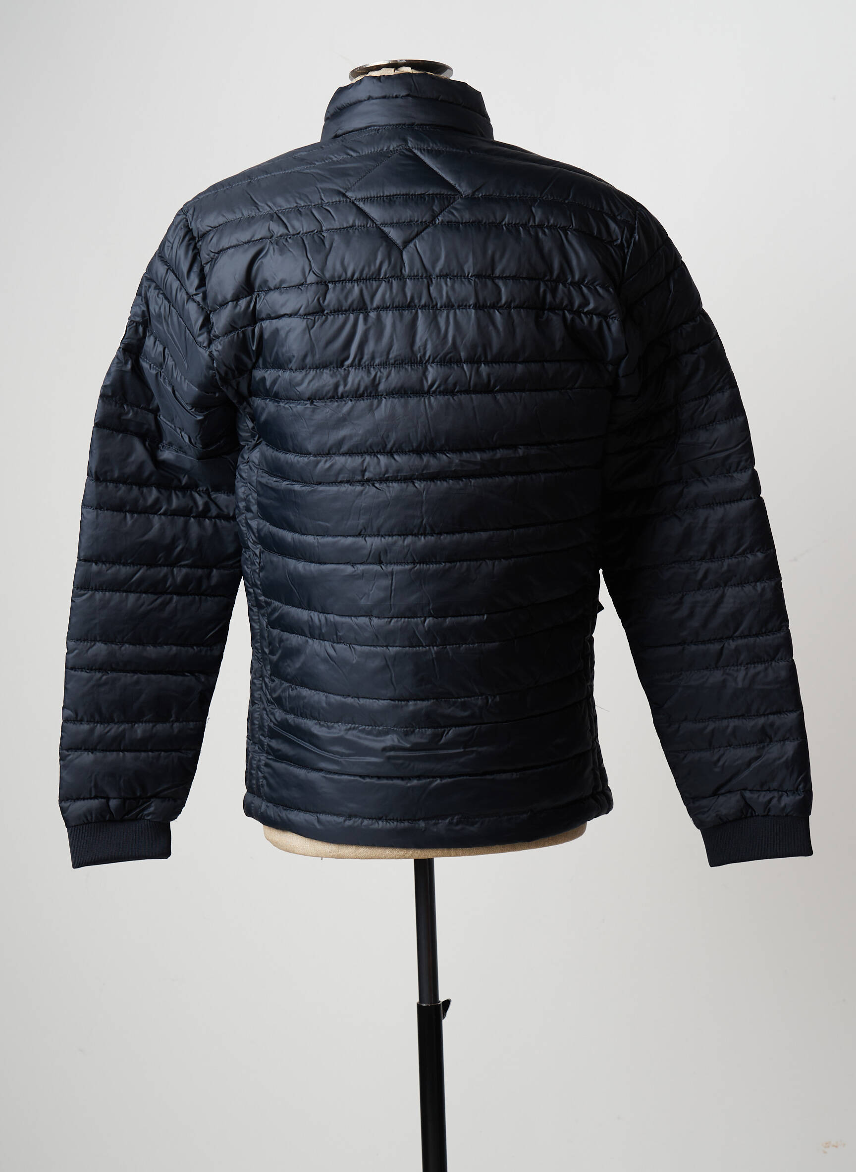 Pūkinė striukė ilgos rankovės be gobtuvų mėlyna JACK & JONES vyras