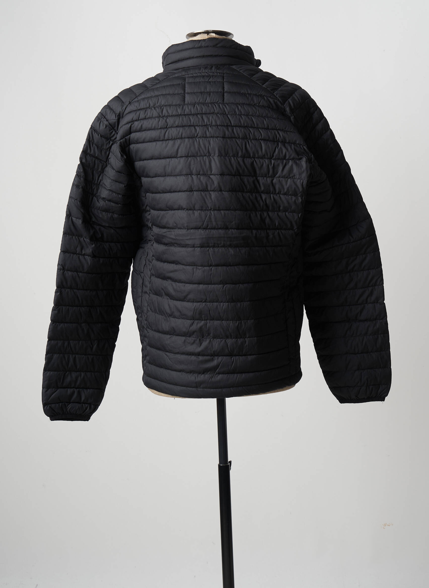 Pūkinė striukė ilgos rankovės be gobtuvų juodas JACK & JONES vyras