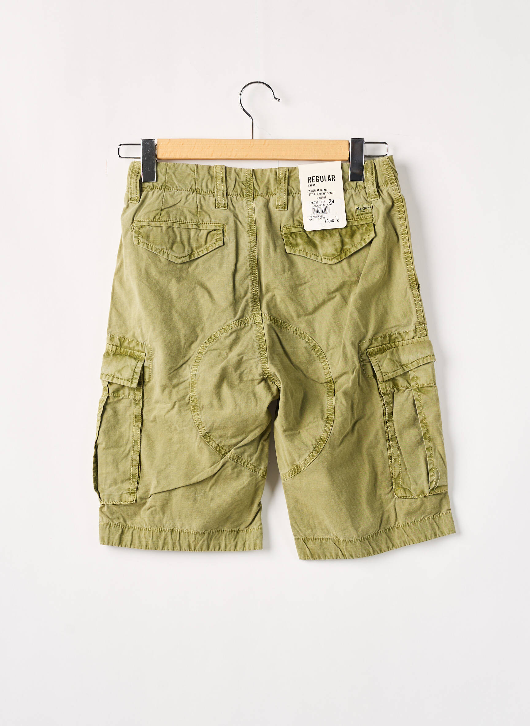 Bermudas popelinos audinys, kuris pasižymi lygiu ir tankiu paviršiumi. normala dydis žalias PEPE JEANS vyras