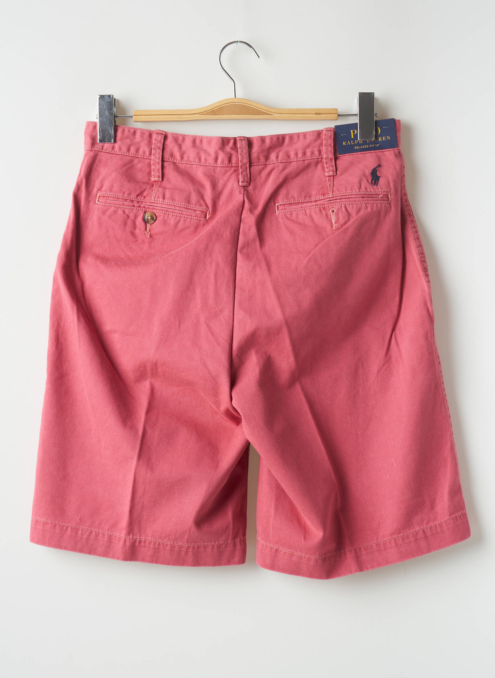 Bermudas popelinos audinys, kuris pasižymi lygiu ir tankiu paviršiumi. normala dydis raudona RALPH LAUREN vyras