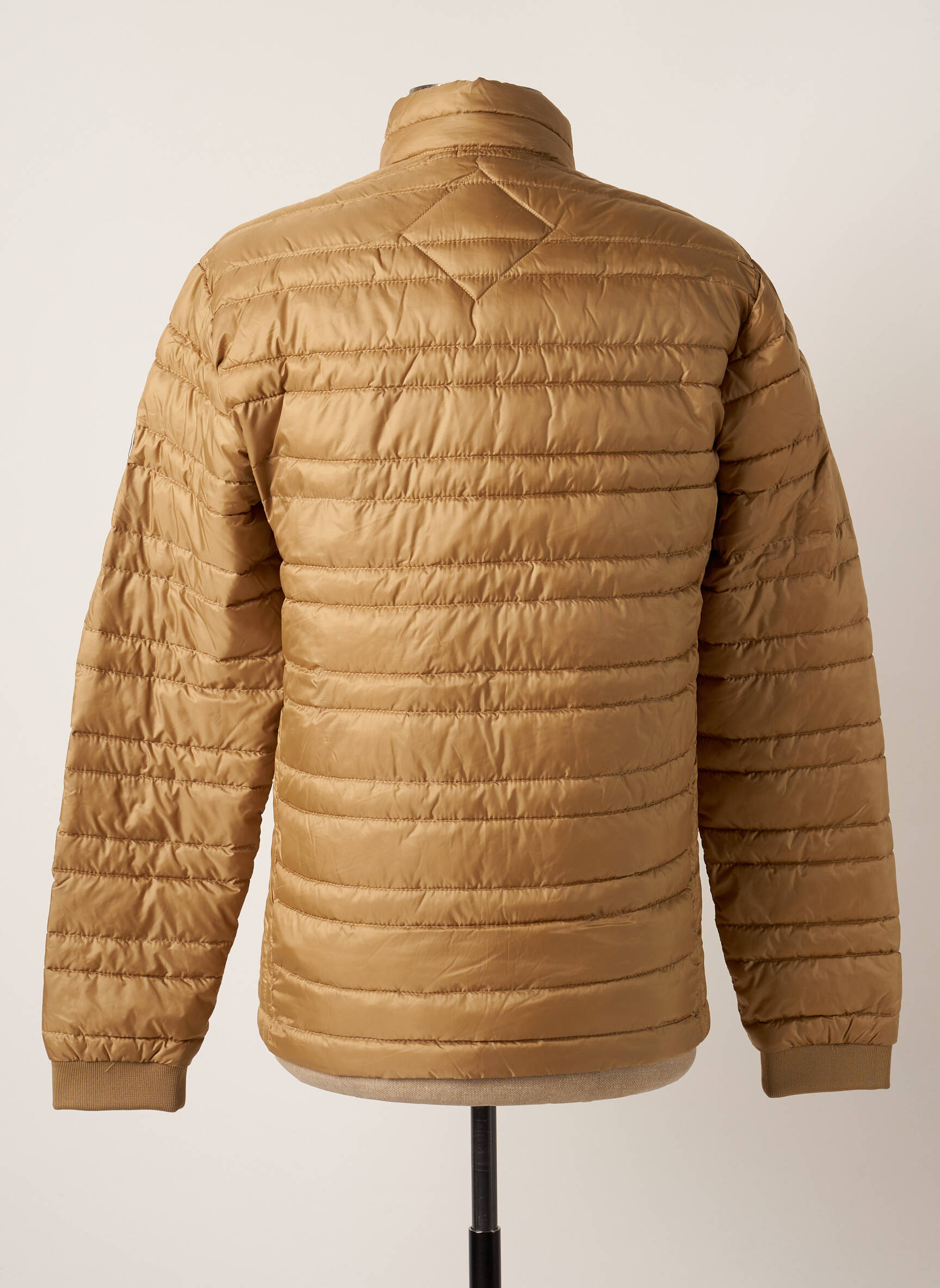 Pūkinė striukė ilgos rankovės be gobtuvų bežinis JACK & JONES vyras
