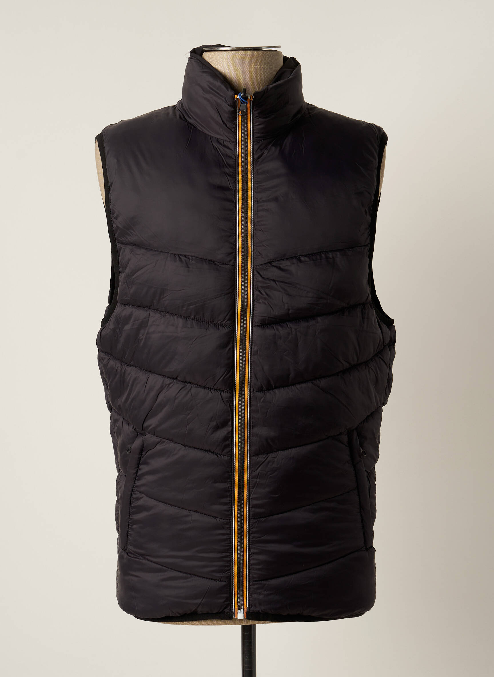 Pūkinė striukė kišenės be gobtuvų juodas JACK & JONES vyras