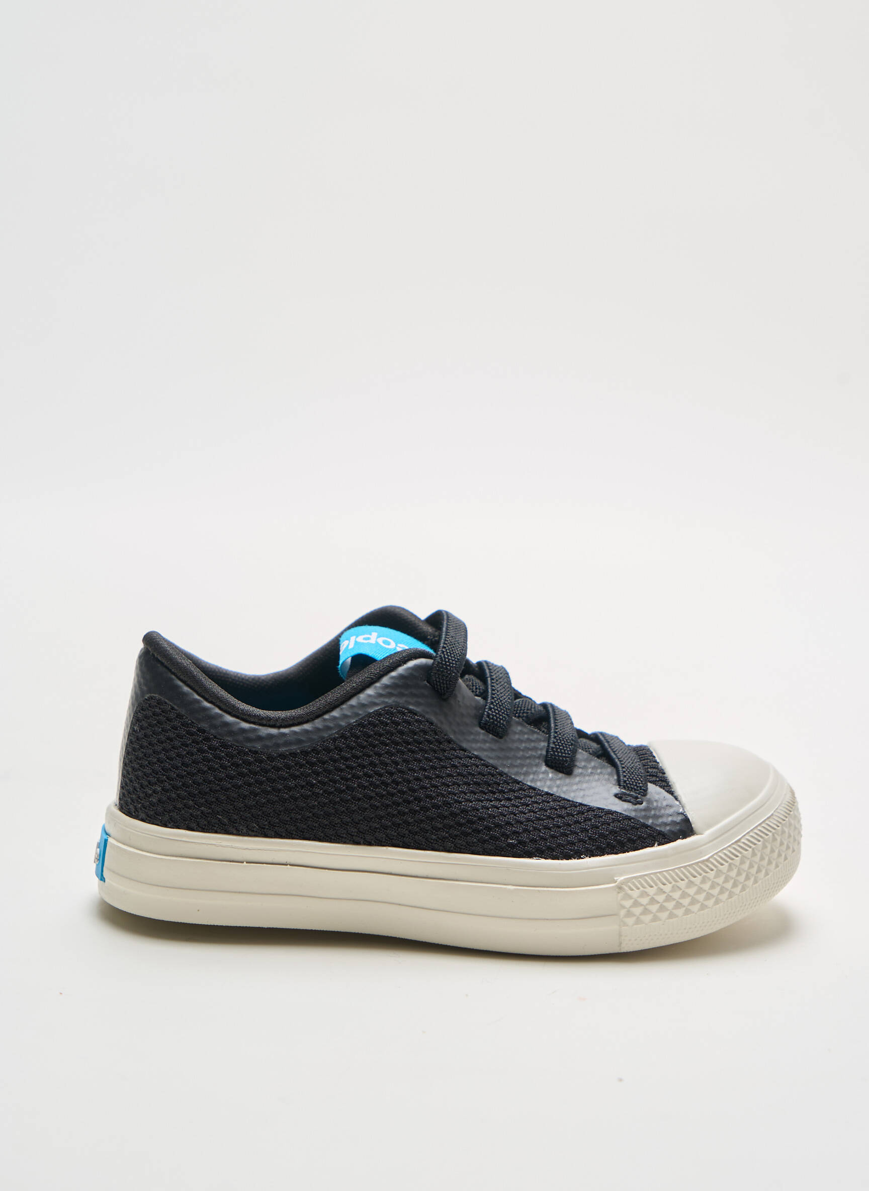 Bėgimo bateliai šnervių uždarymas apvalus mygtukas juodas PEOPLE FOOTWEAR berniukas