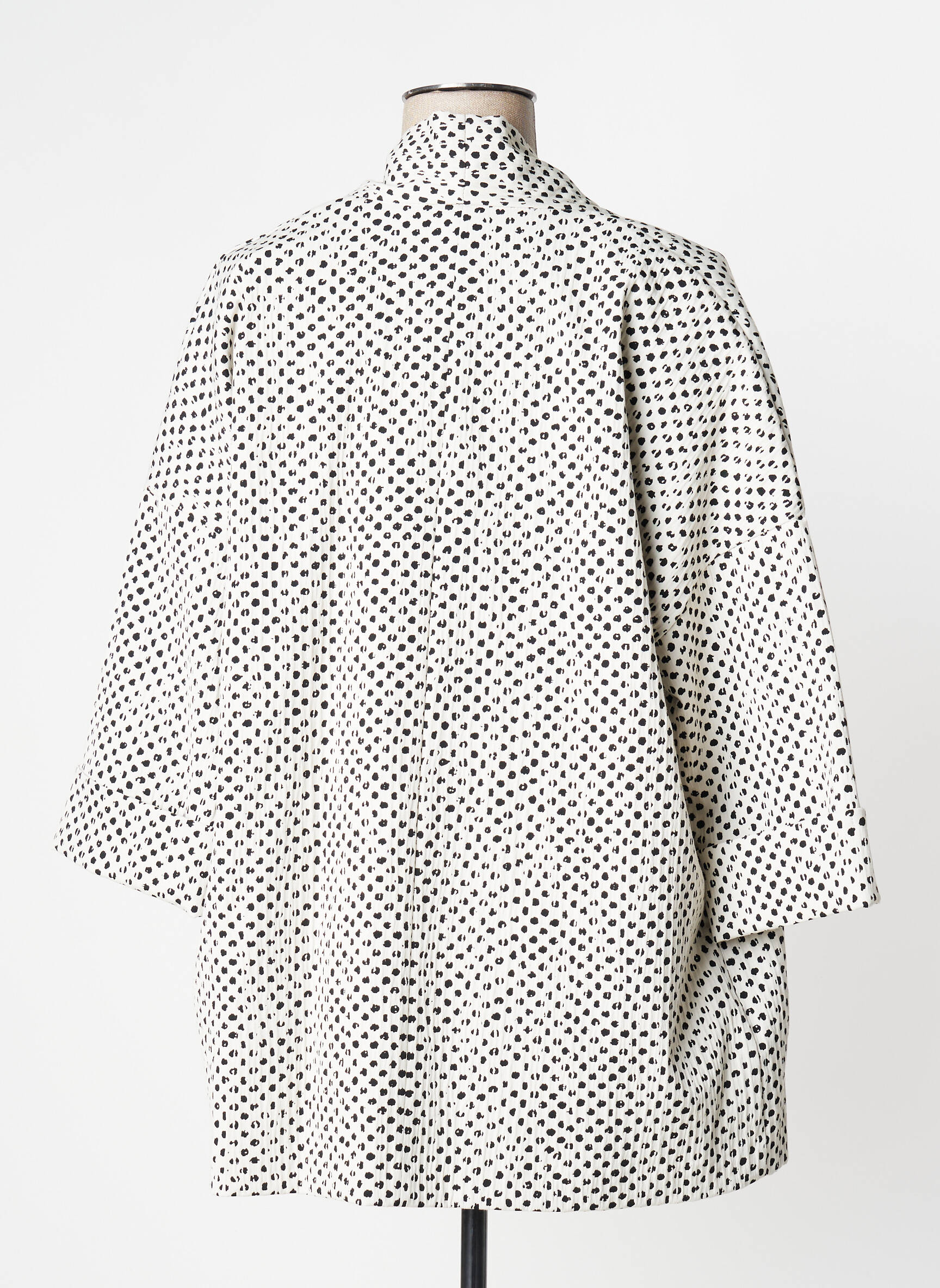 Kimono striukė fantazijos raštas baltas MANILA GRACE moteris