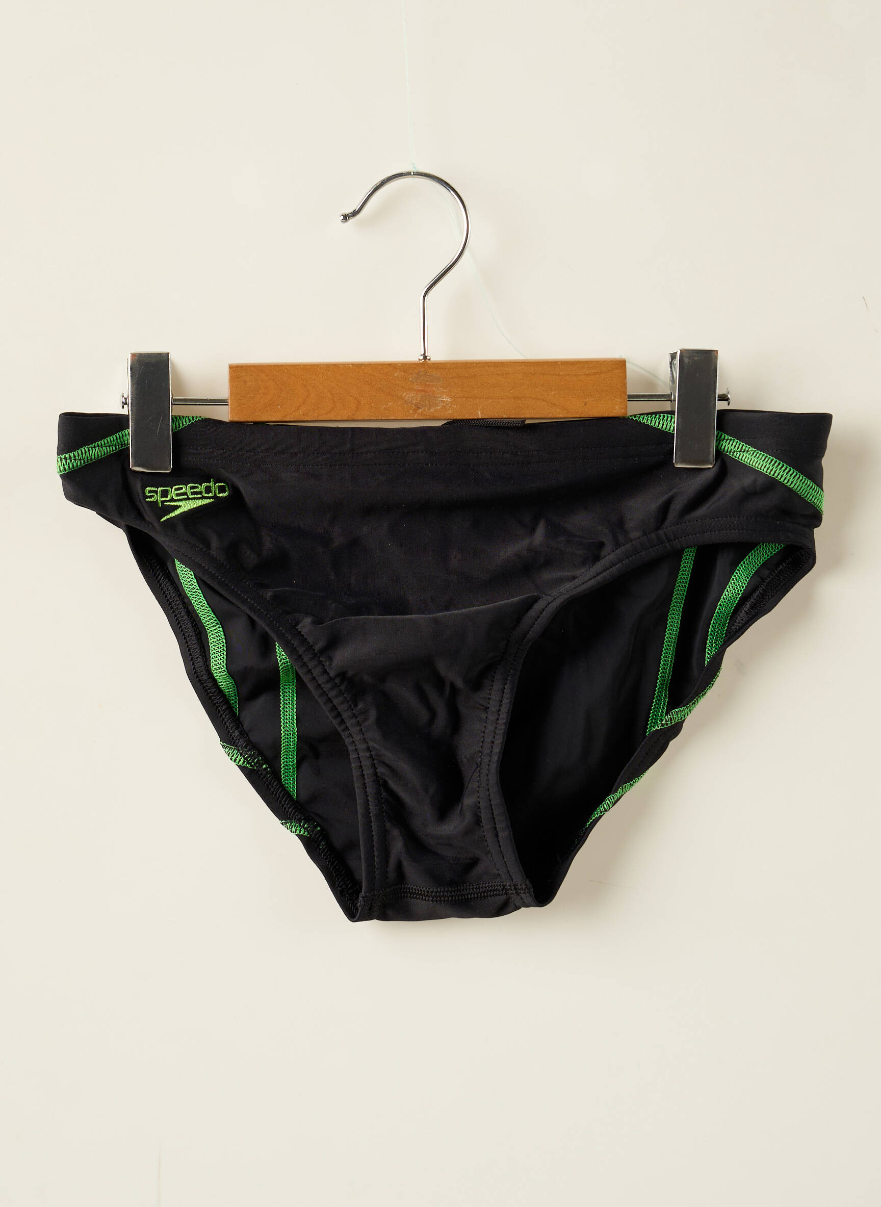 Maudymosi kelnaitė siuvinėjimas juodas SPEEDO berniukas