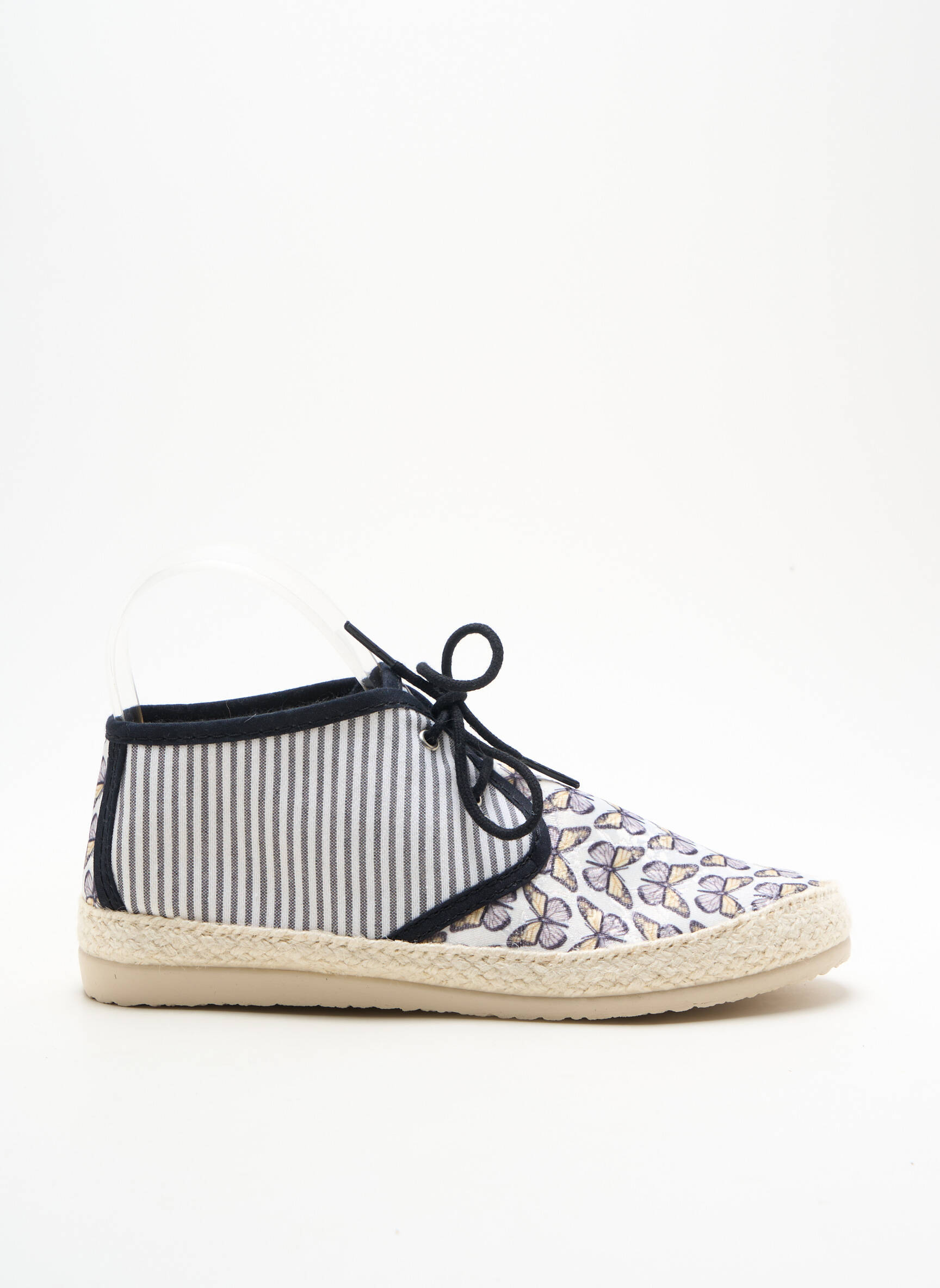 Espadrilės šnervių uždarymas plokščias kulnas iki 3 cm baltas IPPON VINTAGE moteris