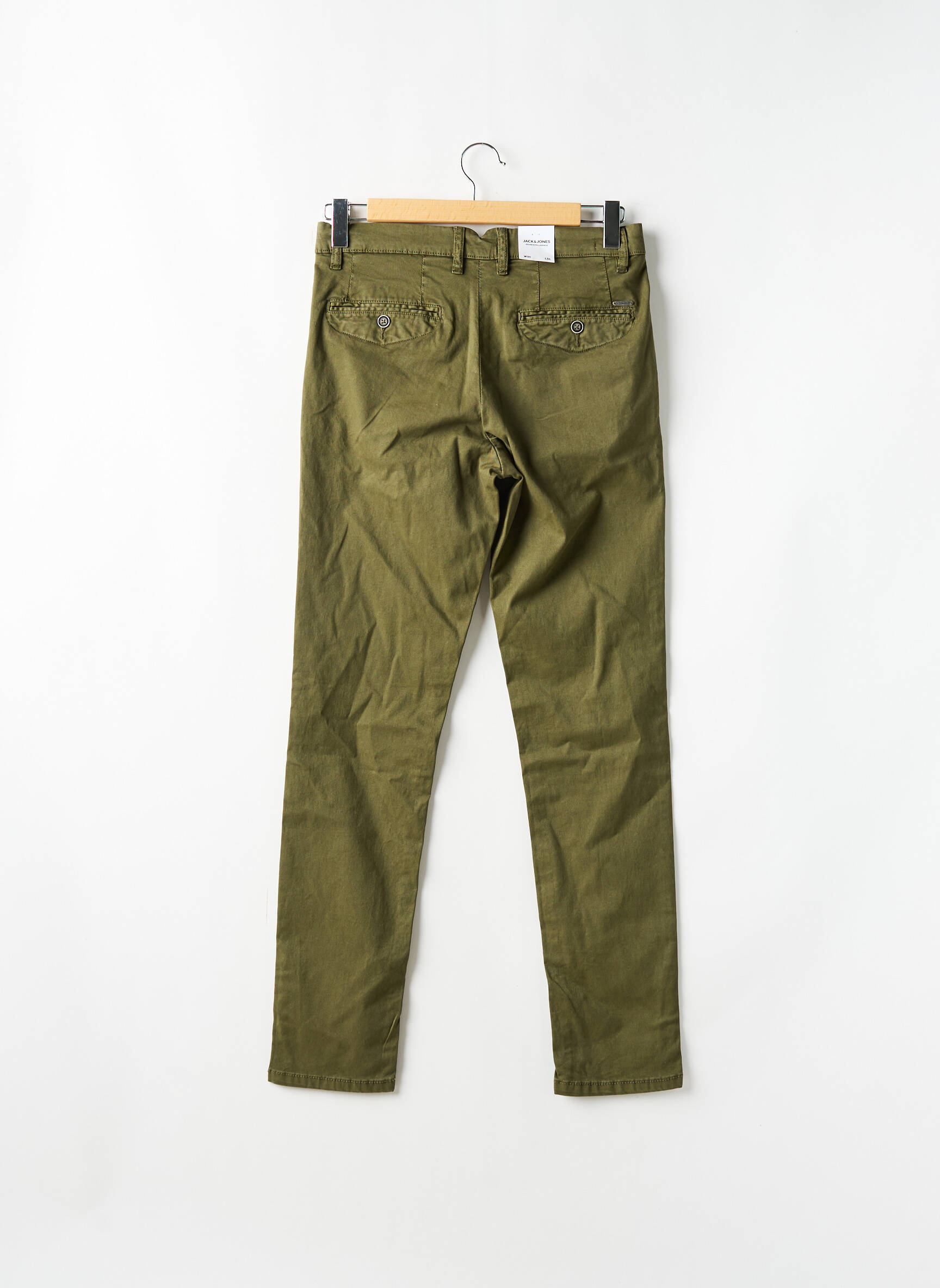 Chino kelnė popelinos audinys, kuris pasižymi lygiu ir tankiu paviršiumi. žalias JACK & JONES vyras